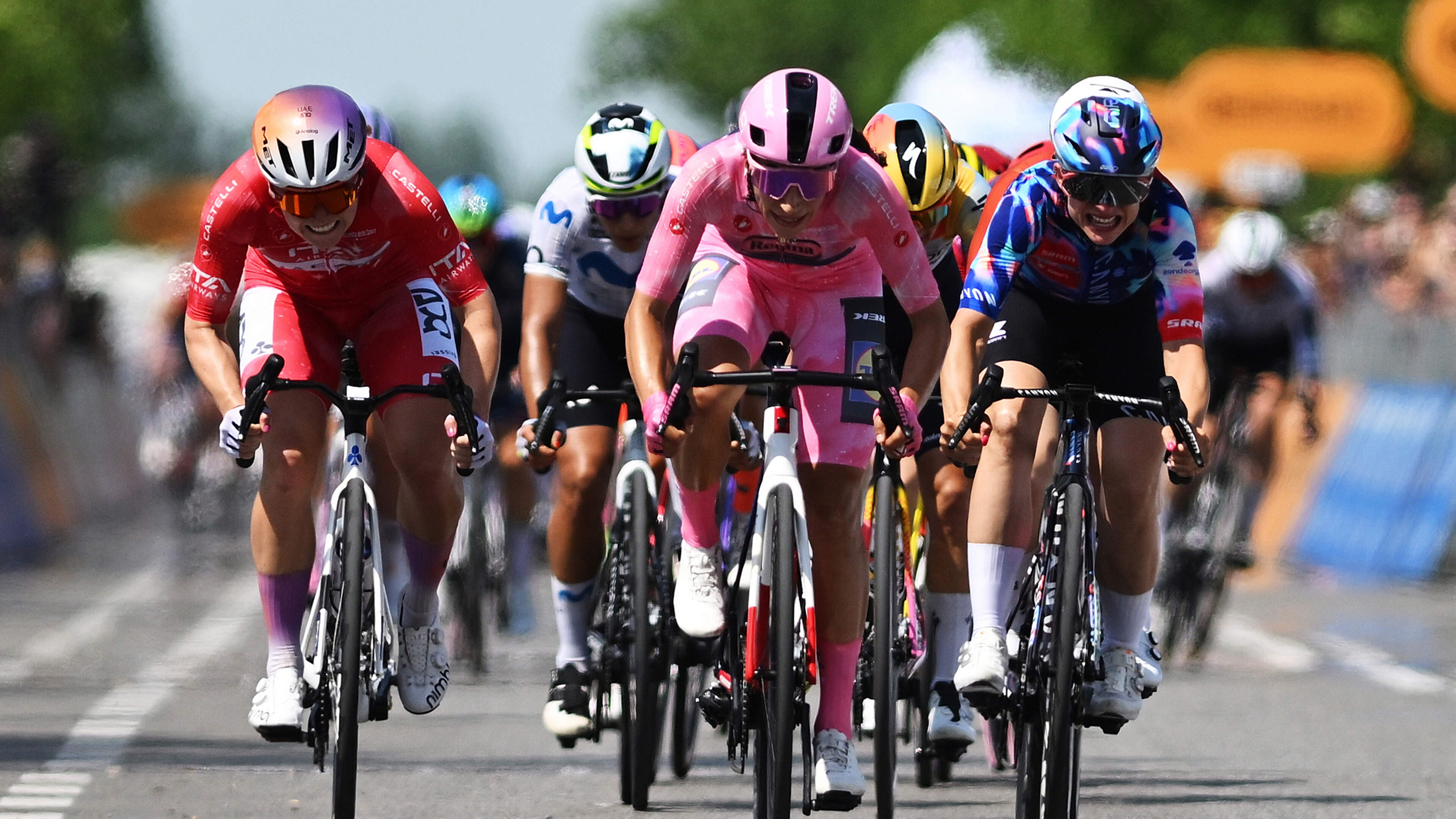 Lara Gillespie takes second on Giro d’Italia stage two