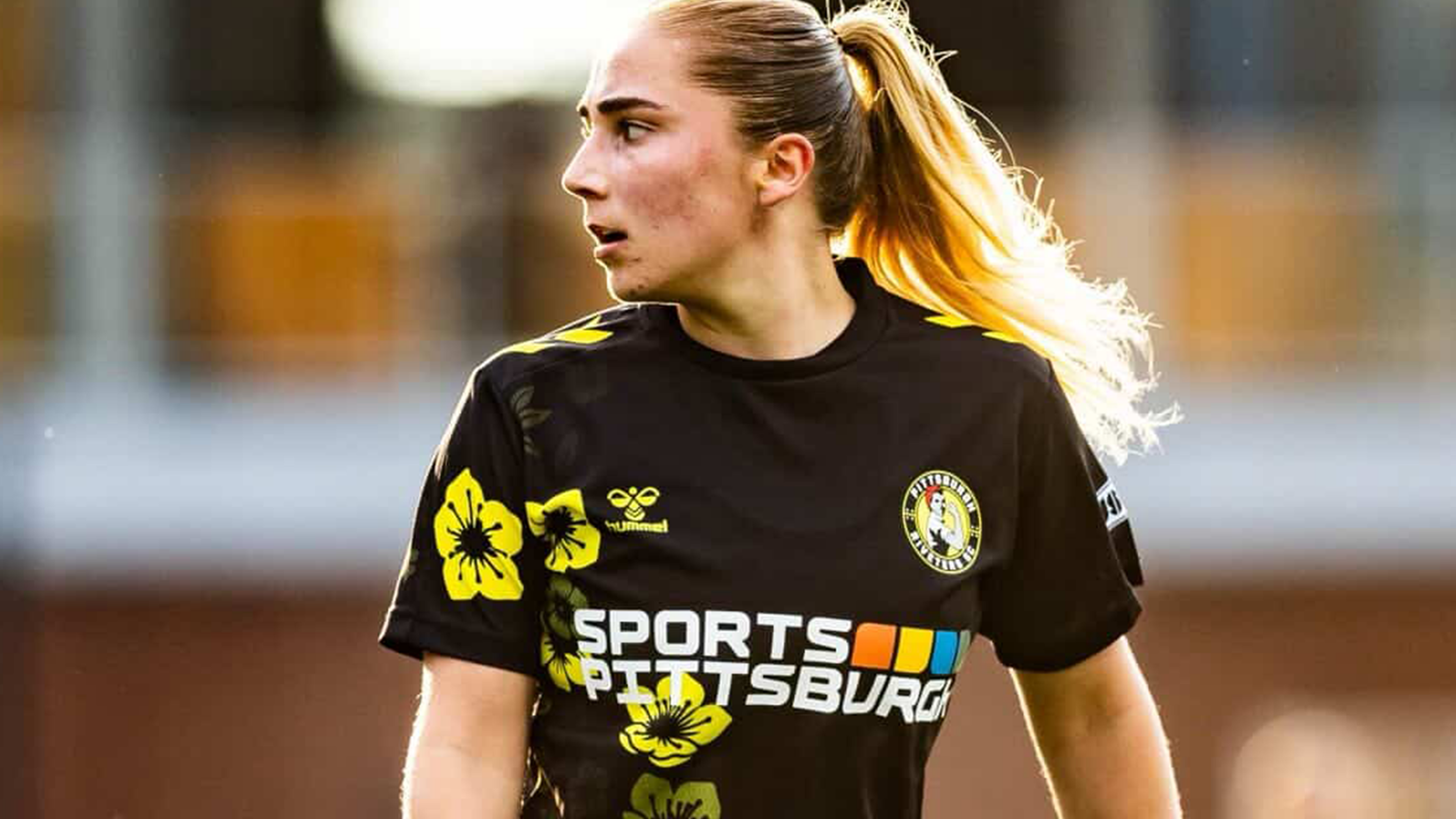 ‘It made me question if professional football was for me’ – hard lessons lead Ellen Molloy to American adventure