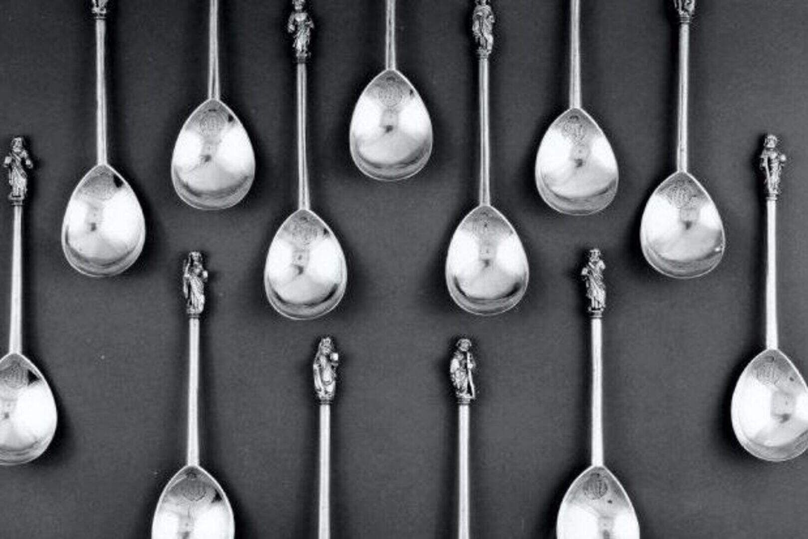 Last Supper utensils whet appetites of avid collectors | Irish Independent