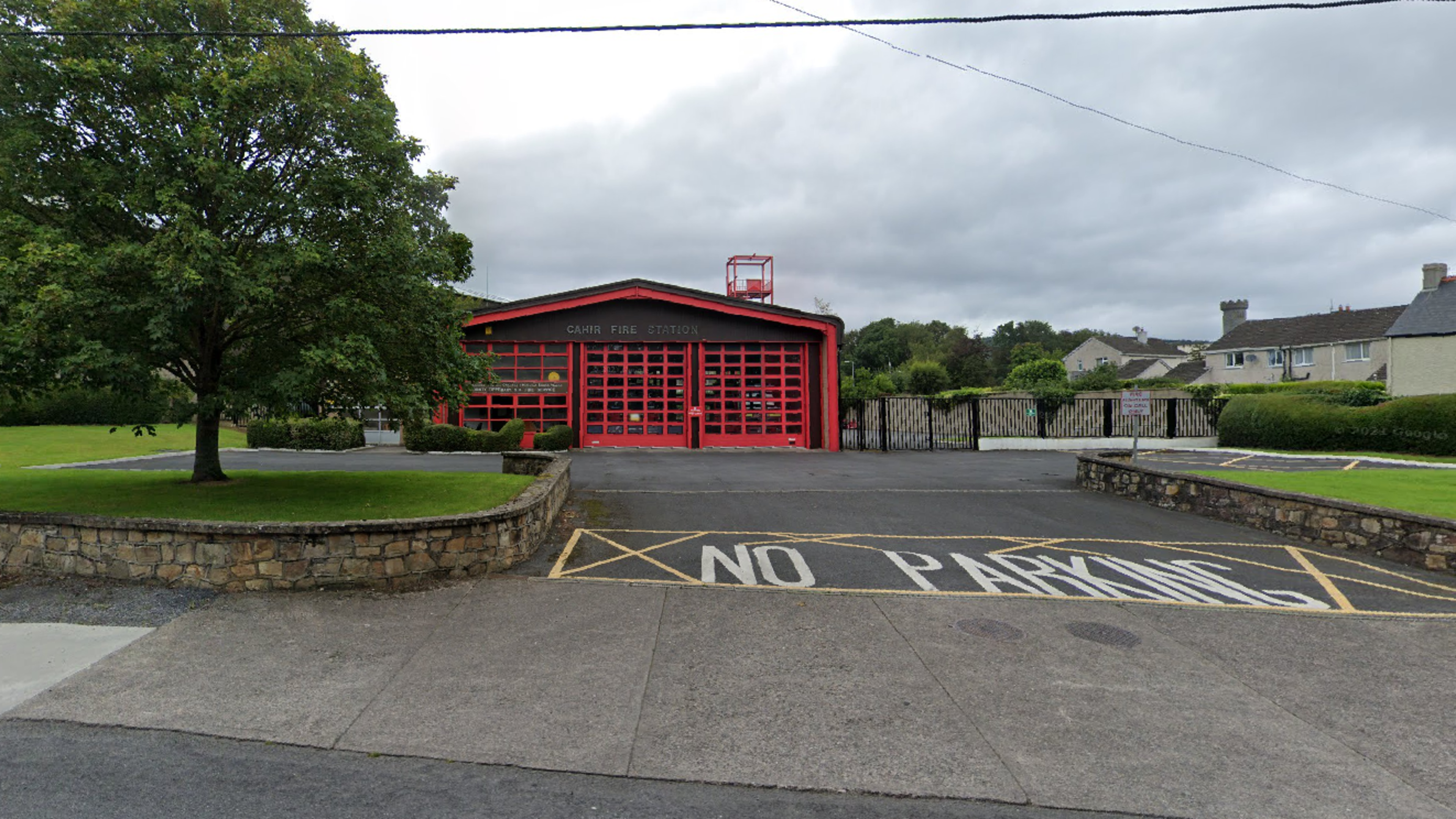 Fury at thefts from cars at Cahir fire station as firefighters battled Slievenamon blaze