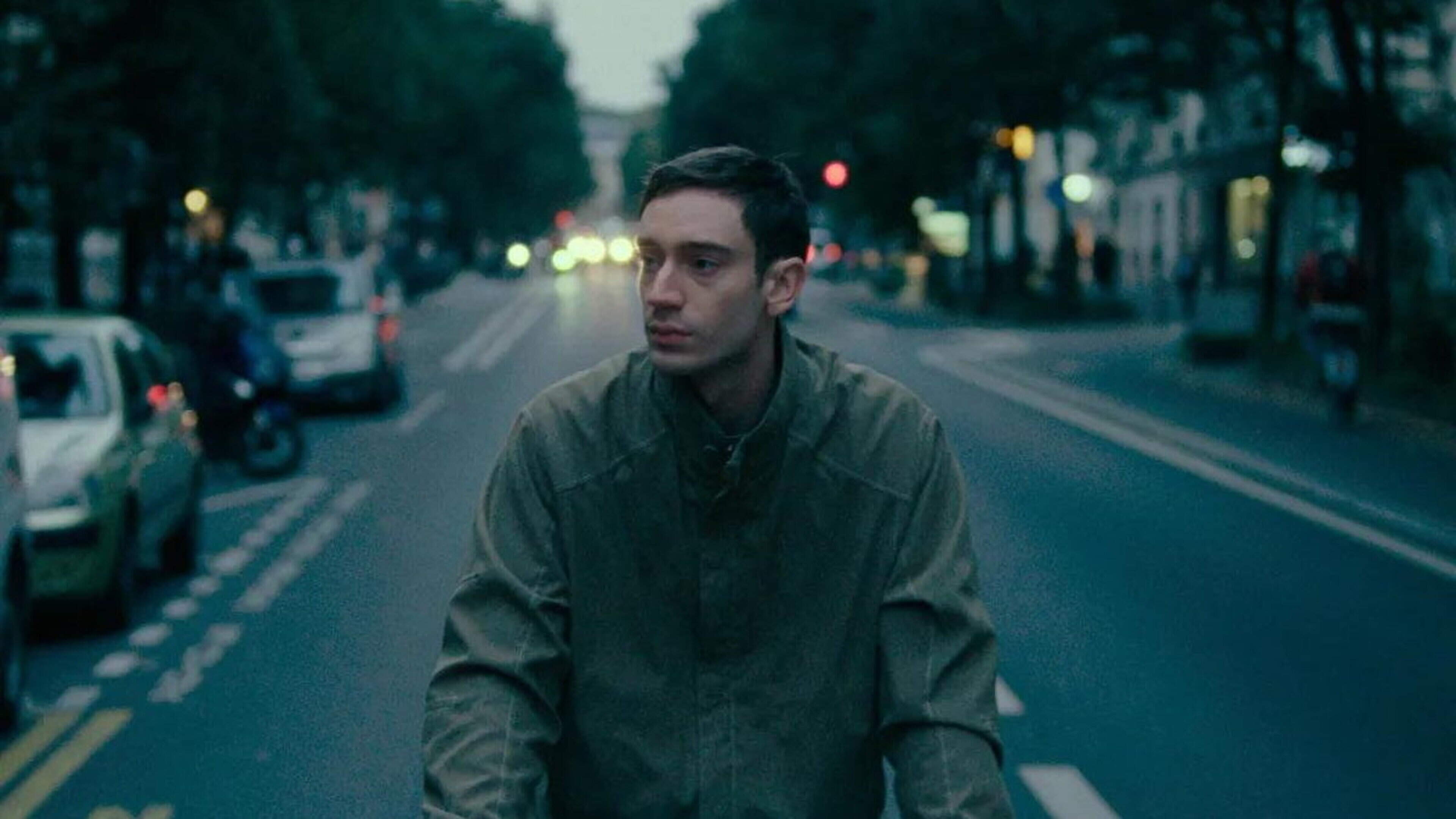 Nino Review: Tender five-star French drama follows a young man locked out of his apartment after a terminal diagnosis