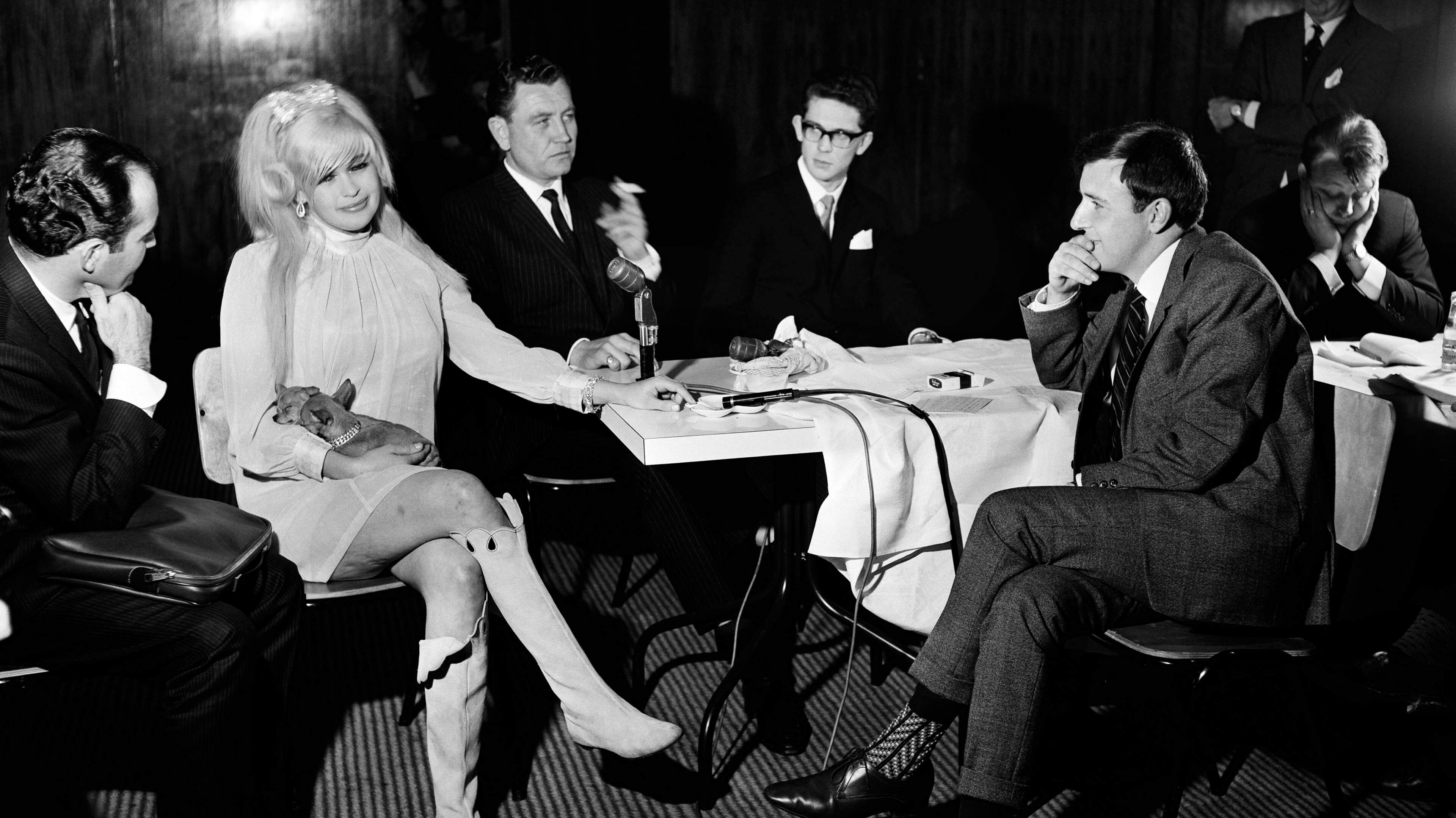 How Hollywood siren Jayne Mansfield arrived in Tralee to play cabaret act but show was denounced by church