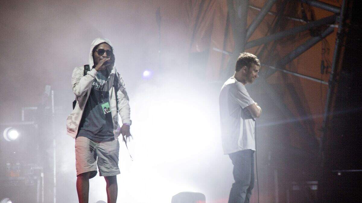 Rapper’s fall cuts short Gorillaz set at Roskilde | Irish Independent