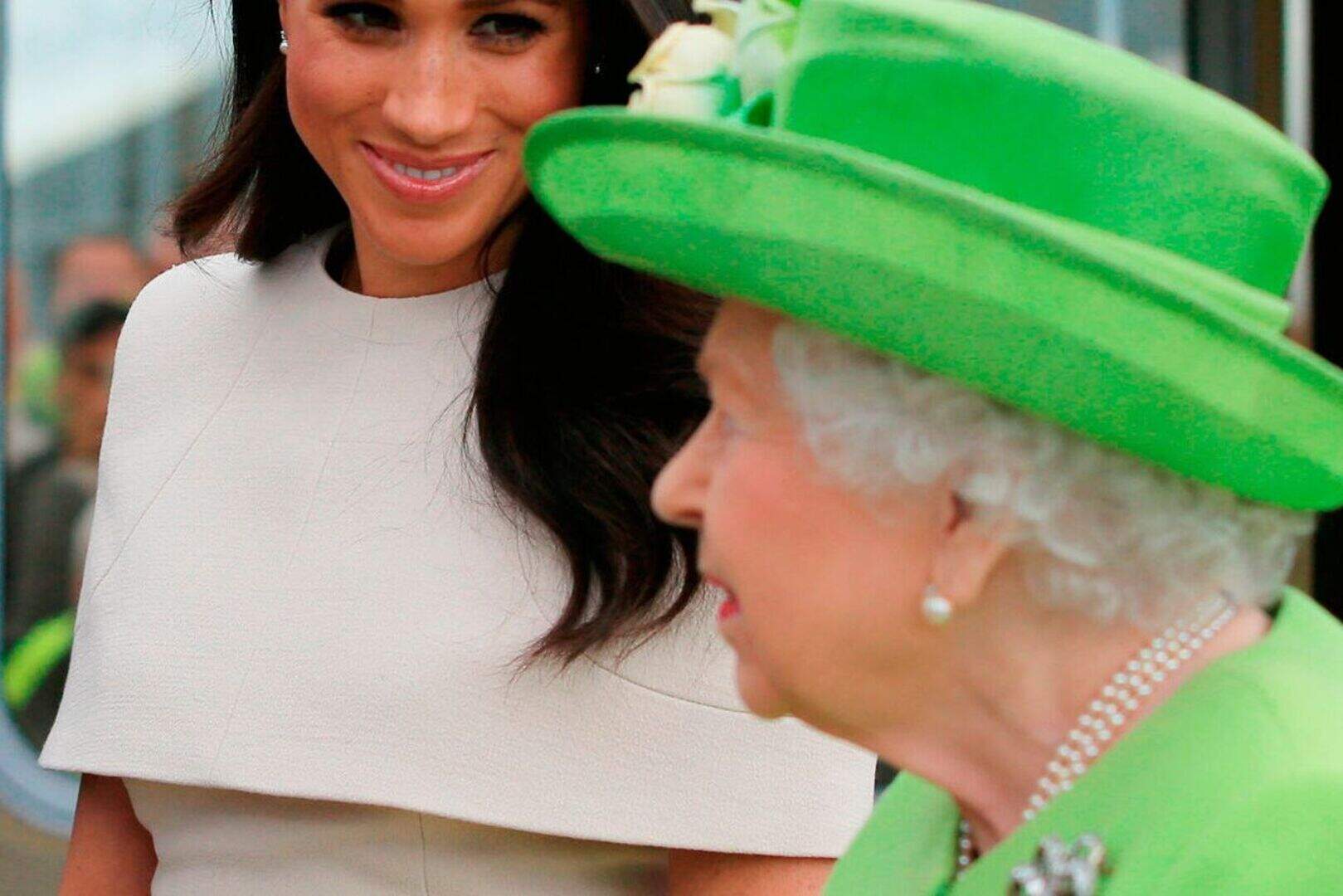 meghan markle green cape dress Meghan Markle Green Caped Midi Dress 2020 Commonwealth Day Service TCD8879