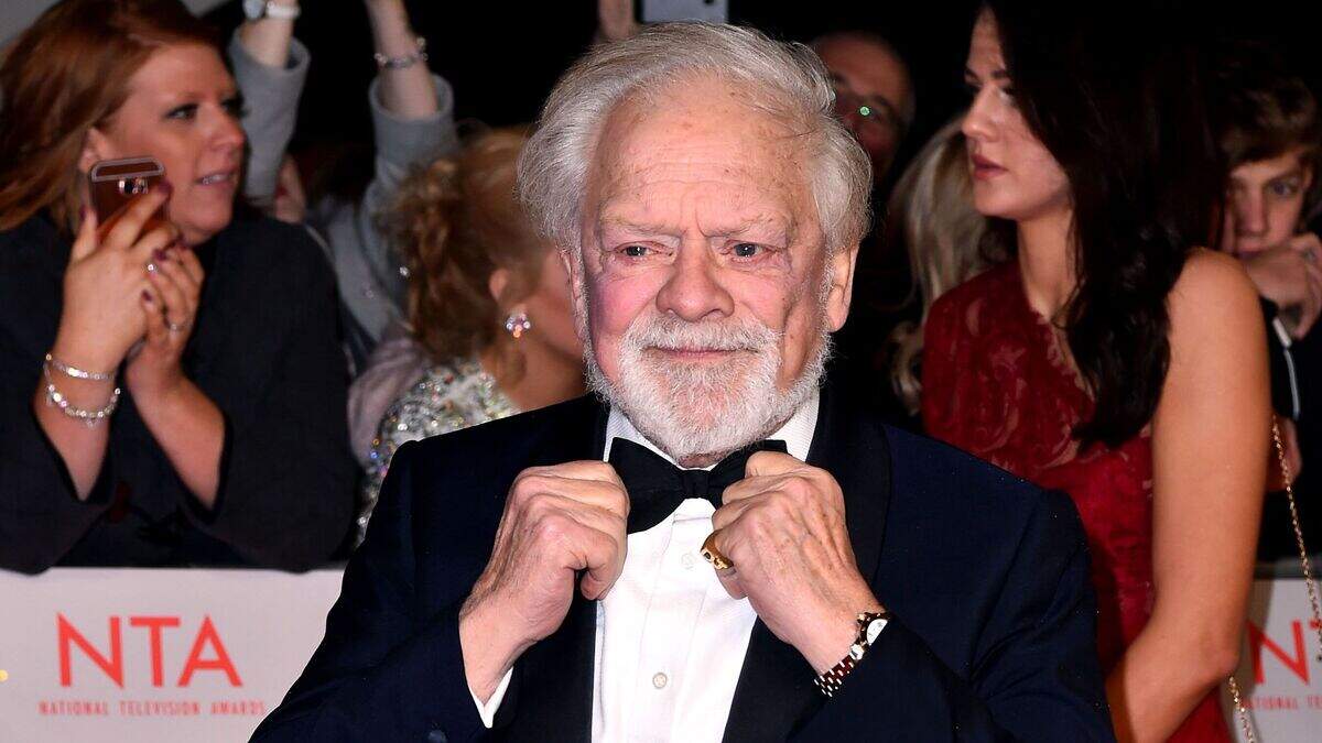Sir David Jason collapsed during ‘seriously bad’ Covid bout | Irish ...