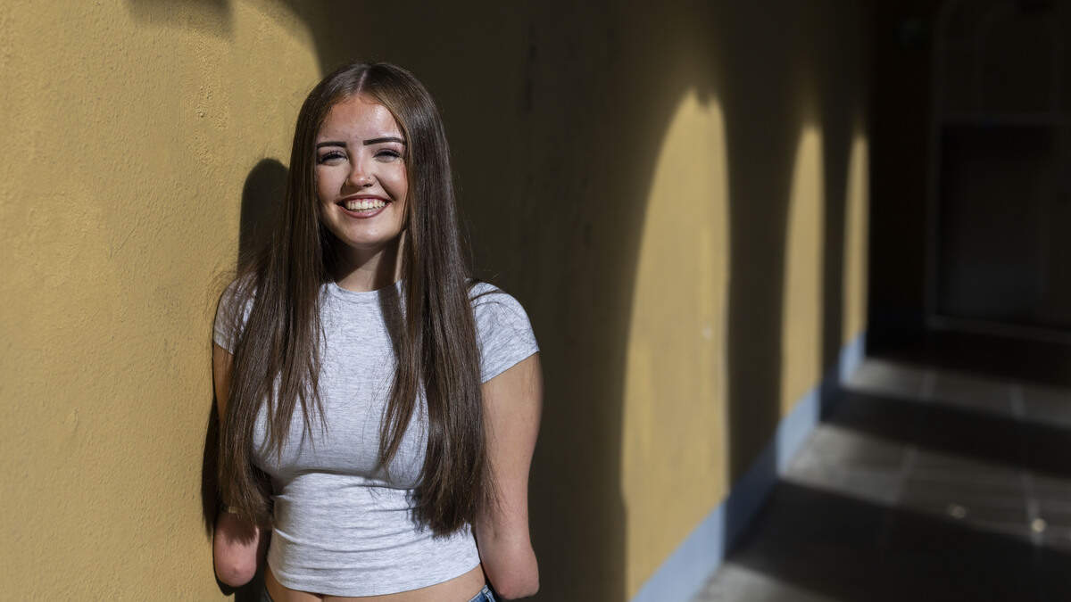 ‘I was playing with my friends on Saturday and was on a ventilator by Monday’ – Dublin teen who lost hands and feet on sepsis ordeal