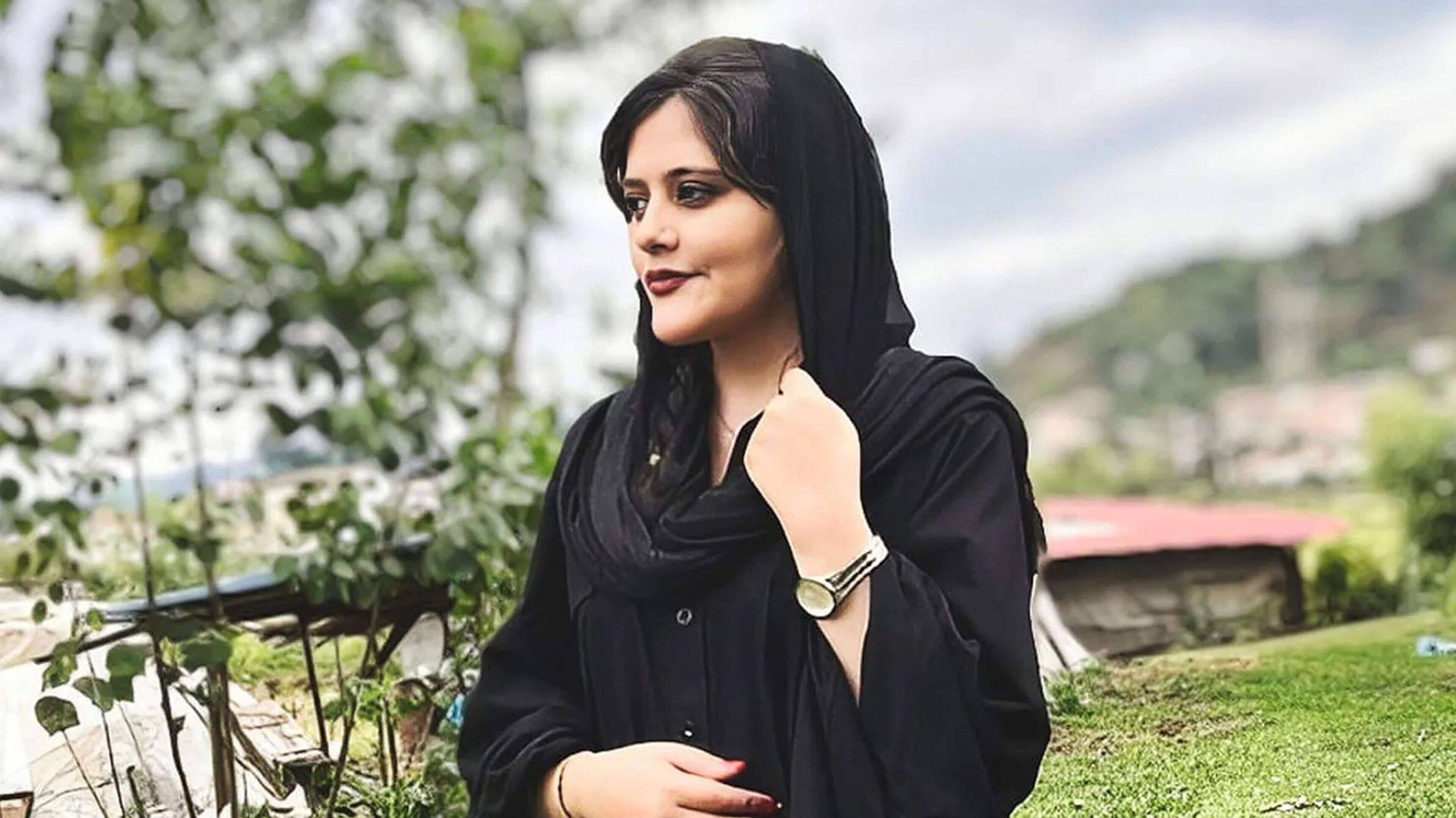 I was jailed for taking pictures in Iran – the next generation is fearless