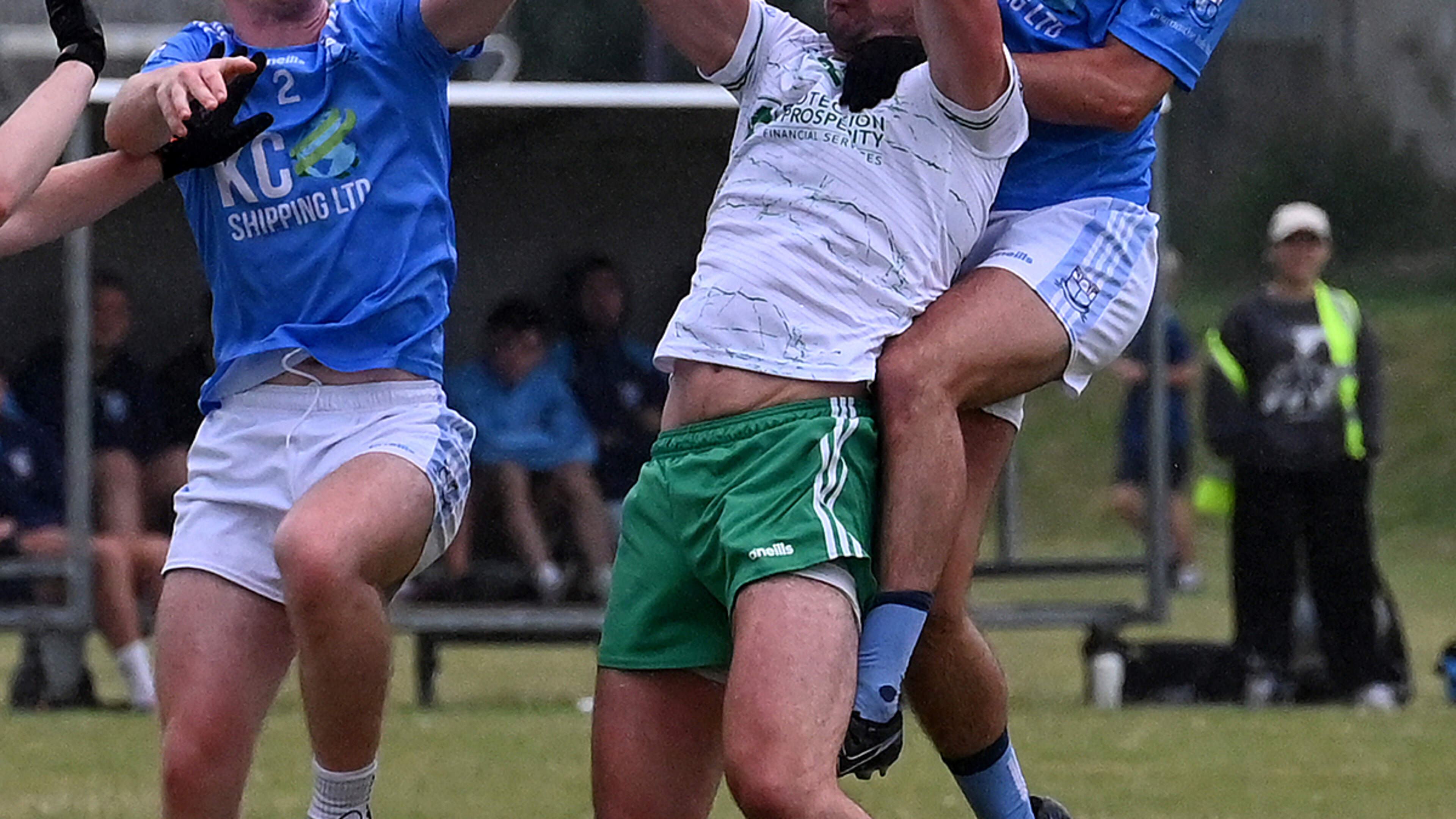 Louth GAA FL Division 1 Round-up: Newtown Blues boost survival hopes while the Joes book final place