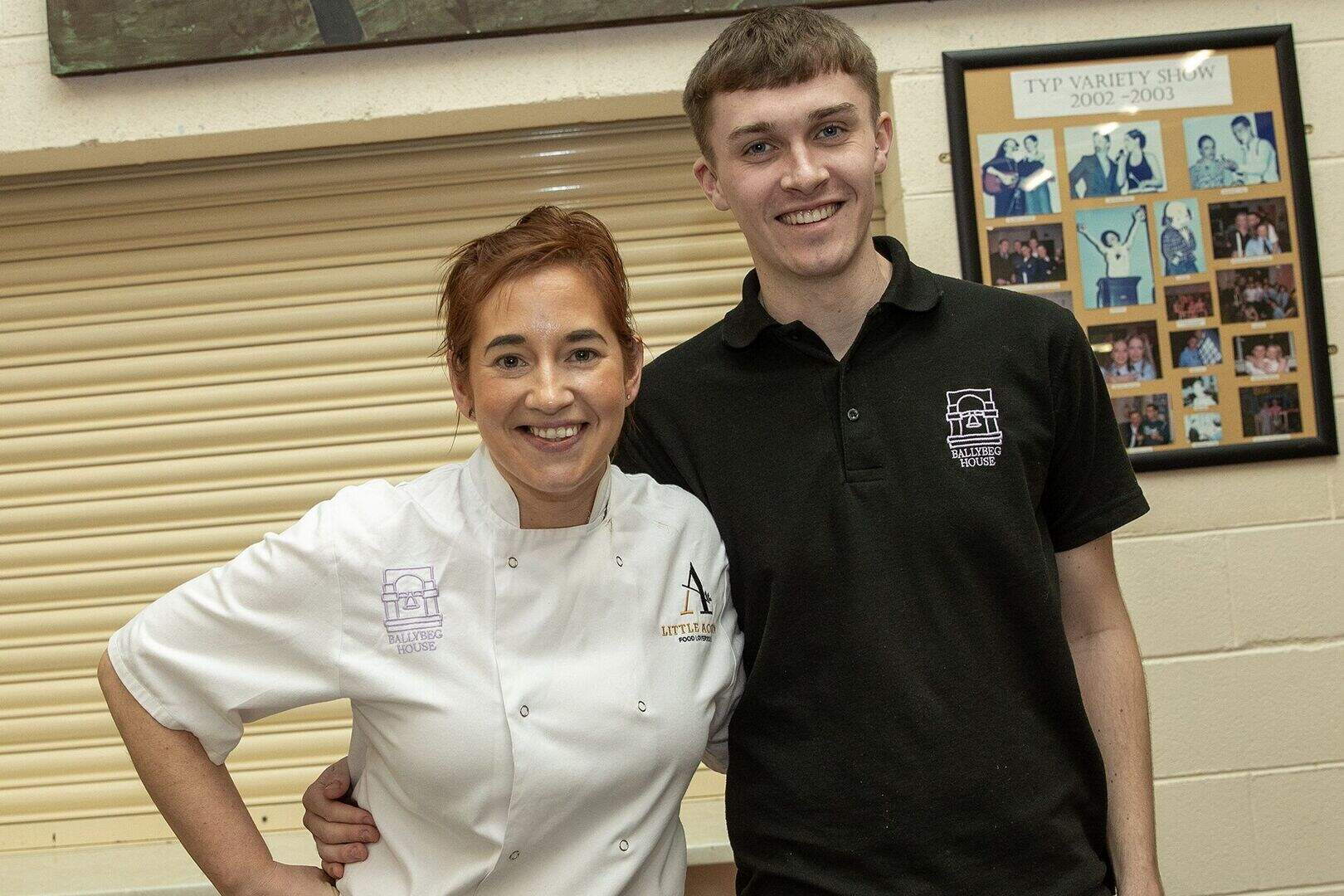 Top Wicklow TV chef hosts charity demo at local school | Irish Independent