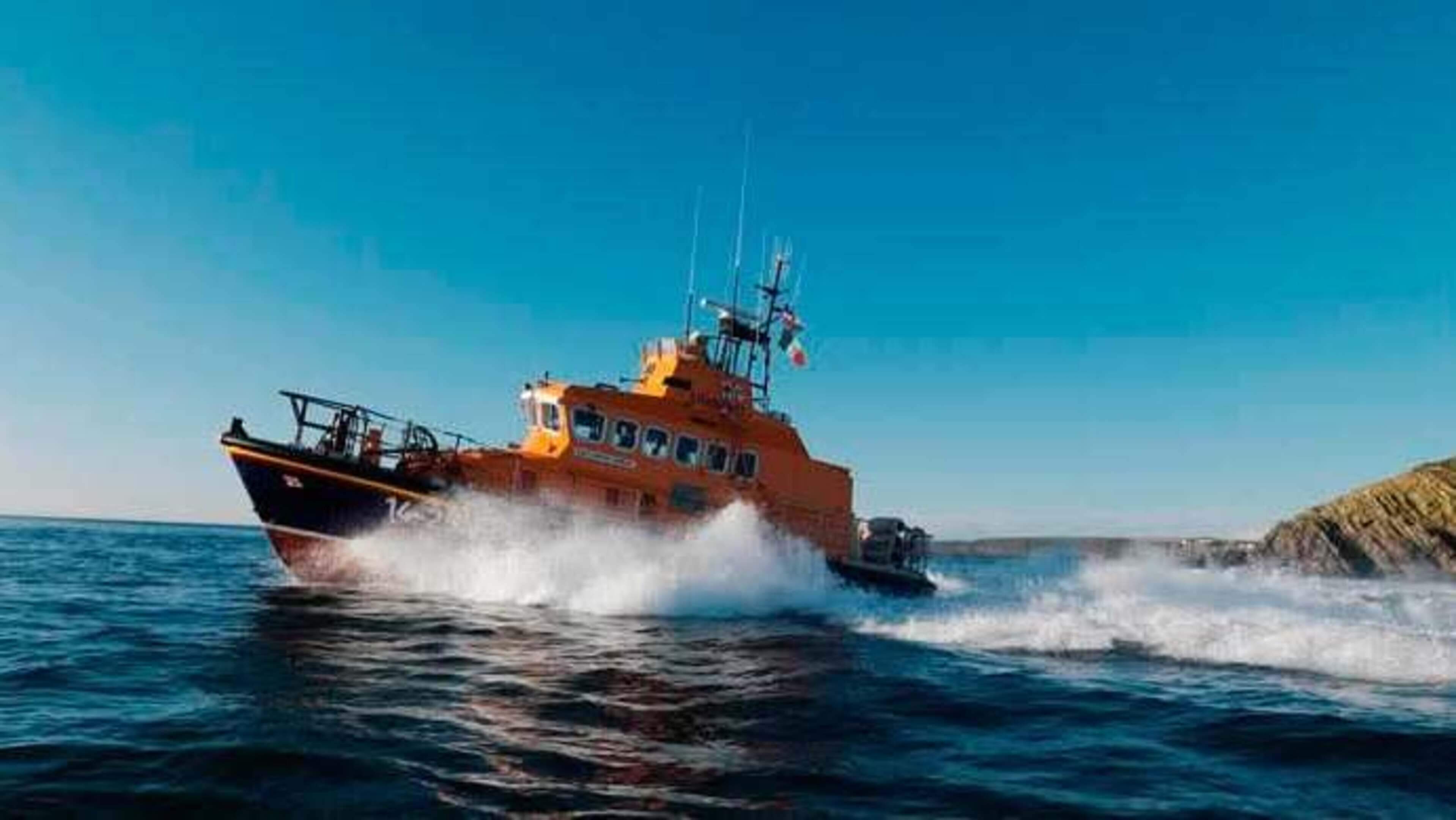 Man bitten by shark off Waterford coast is airlifted to Cork hospital