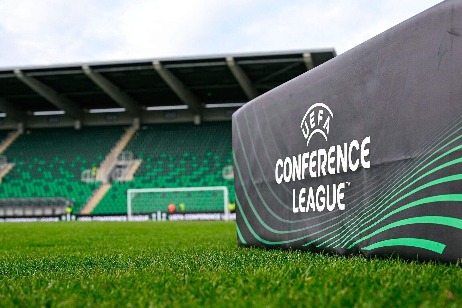 UEFA Conference League Shamrock Rovers v APOEL Nicosia: 10-man Hoops ...