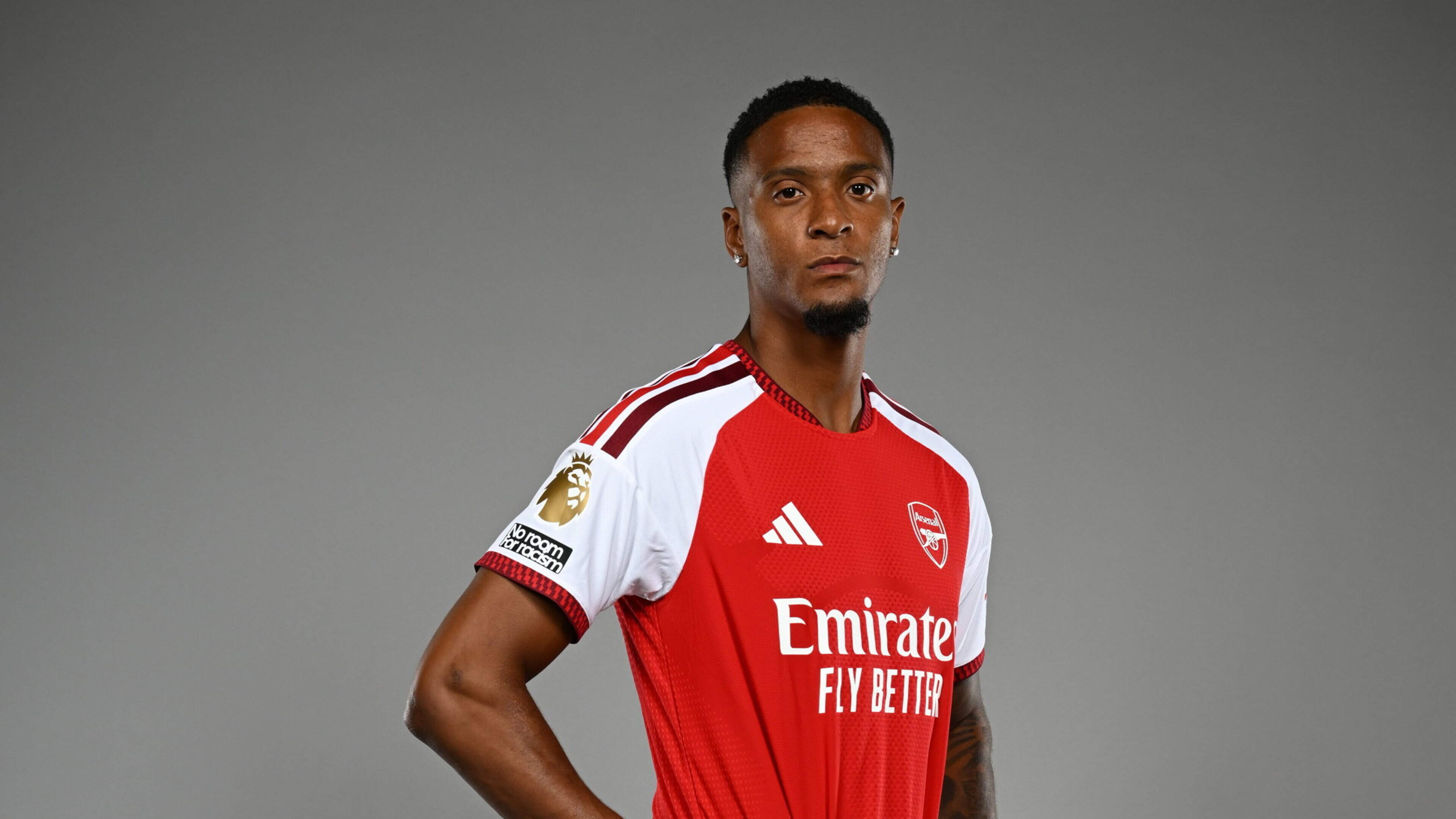 Arsenal complete £51million signing of defender Ezri Konsa from Aston Villa