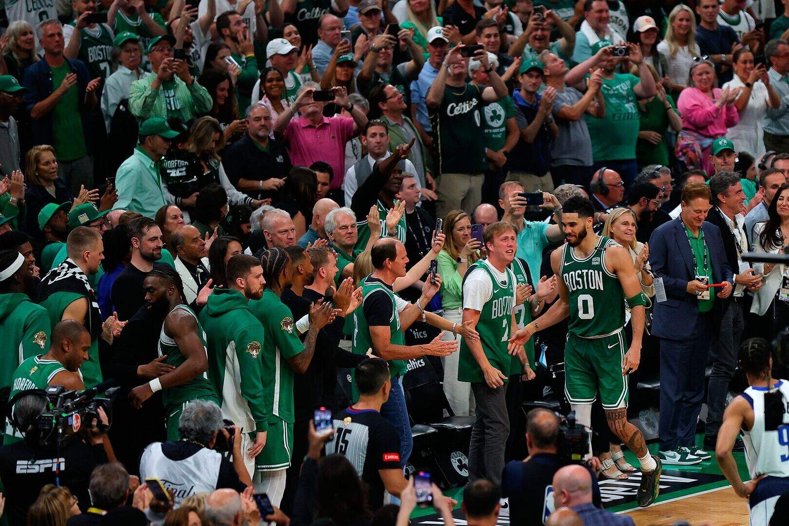 Boston Celtics clinch title to stand alone among NBA champions | Irish  Independent