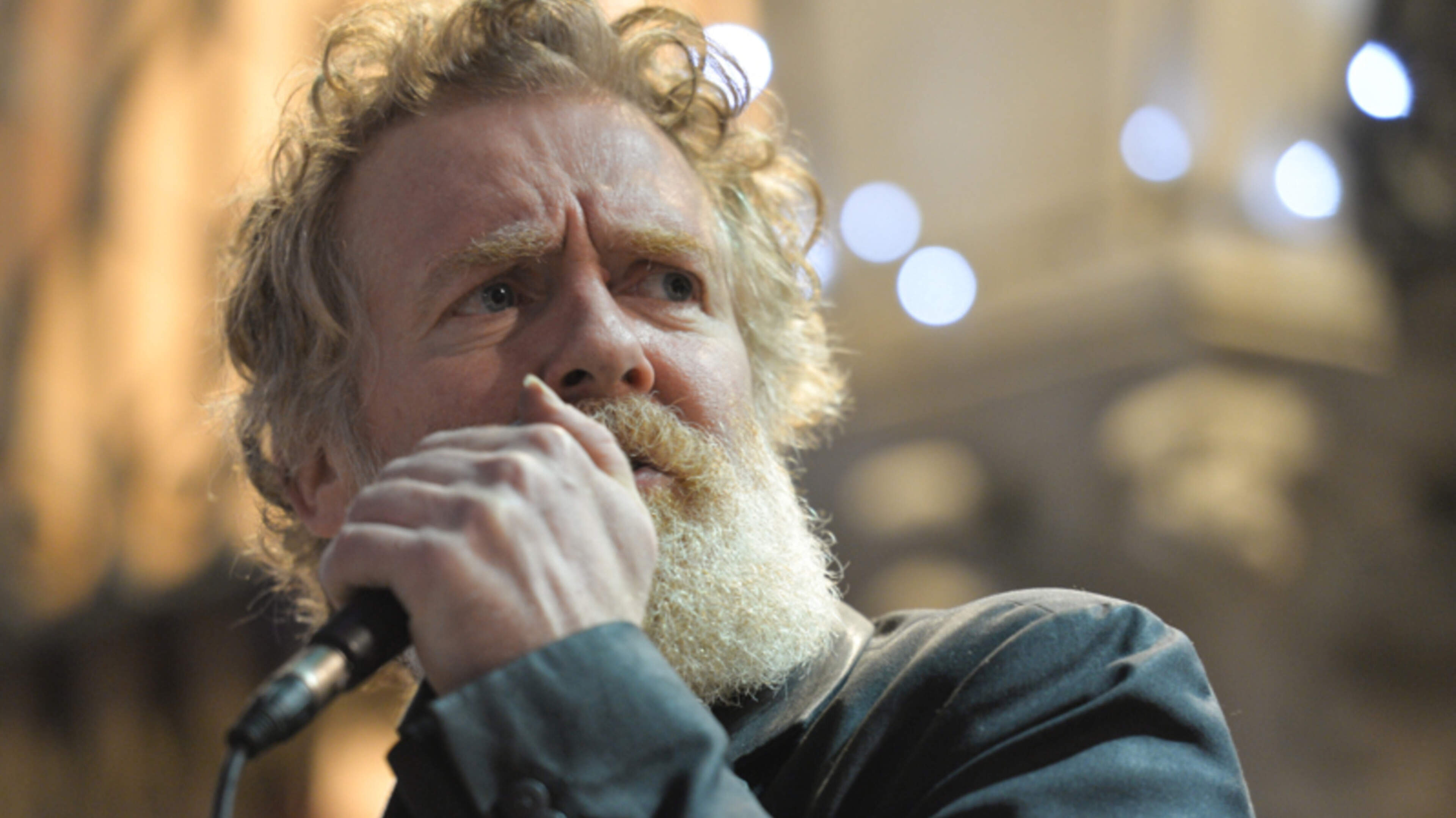 ‘Ireland has lost one of its greats’ - Owner of iconic West Cork venue pays tribute to Glen Hansard