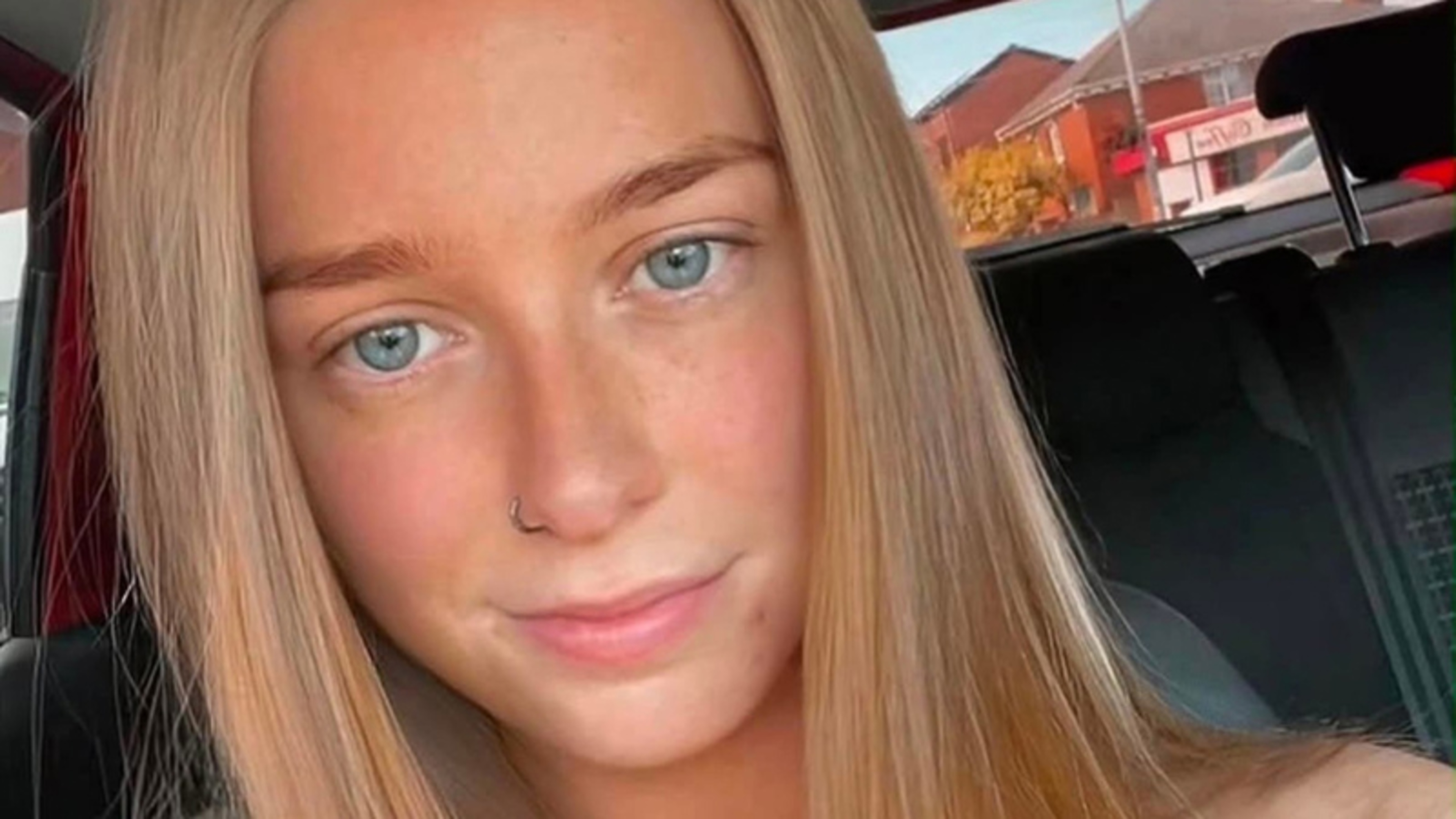 Young Tipperary woman (24) dead and man arrested after Belfast hit-and-run