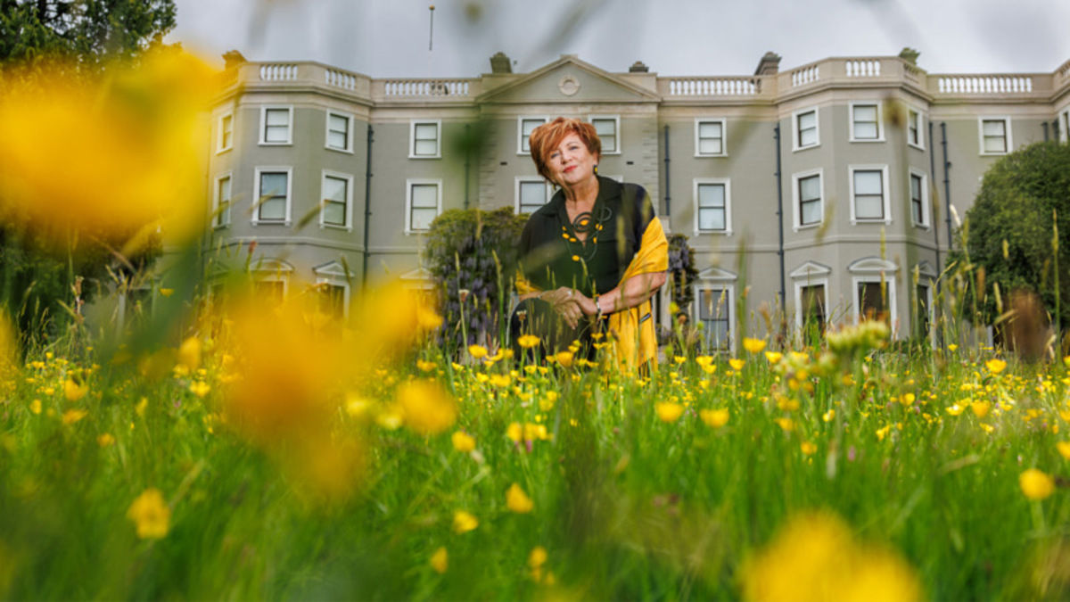 ‘The day I held Queen Elizabeth's crown' — Behind-the-scenes secrets of Farmleigh manager who welcomed presidents and monarchs