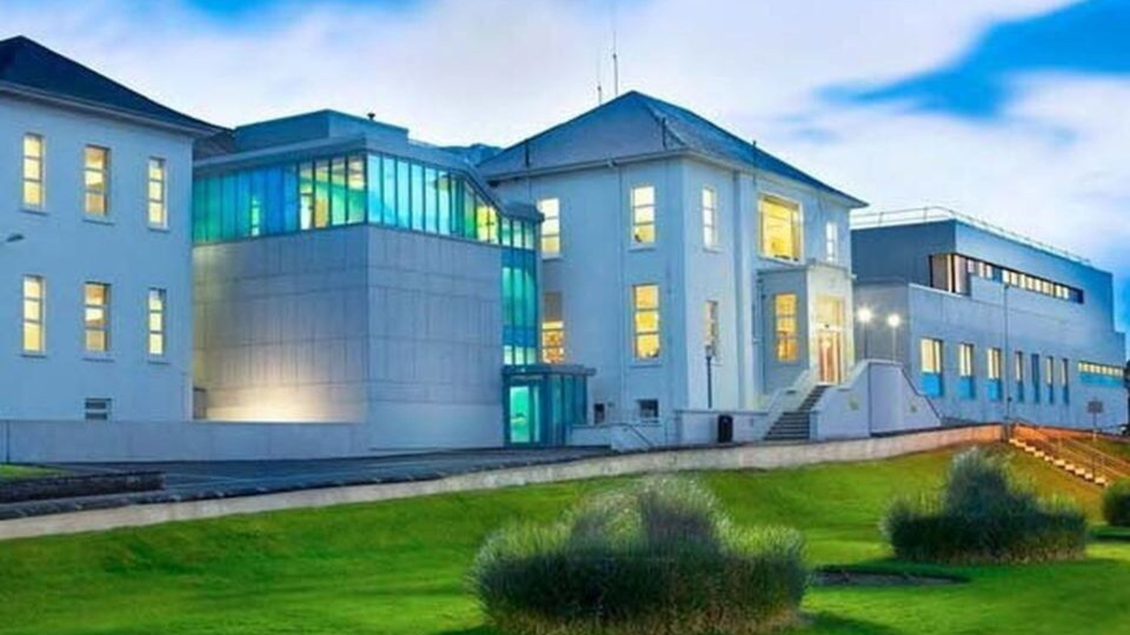 Relief in Cork as 24 inpatient beds opened in ‘much loved’ Munster hospital