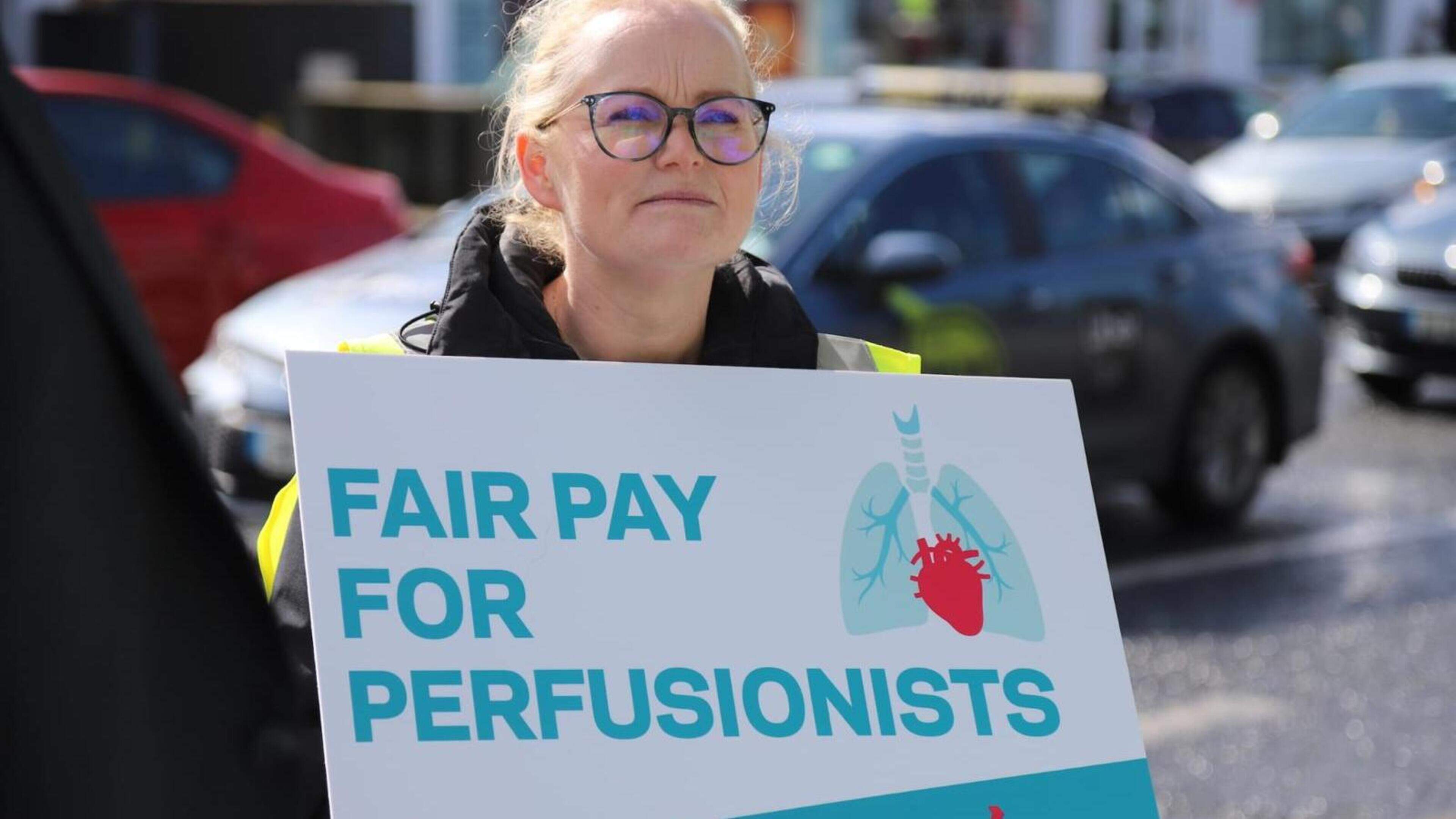 Galway cardiac specialists warn of exodus to priva