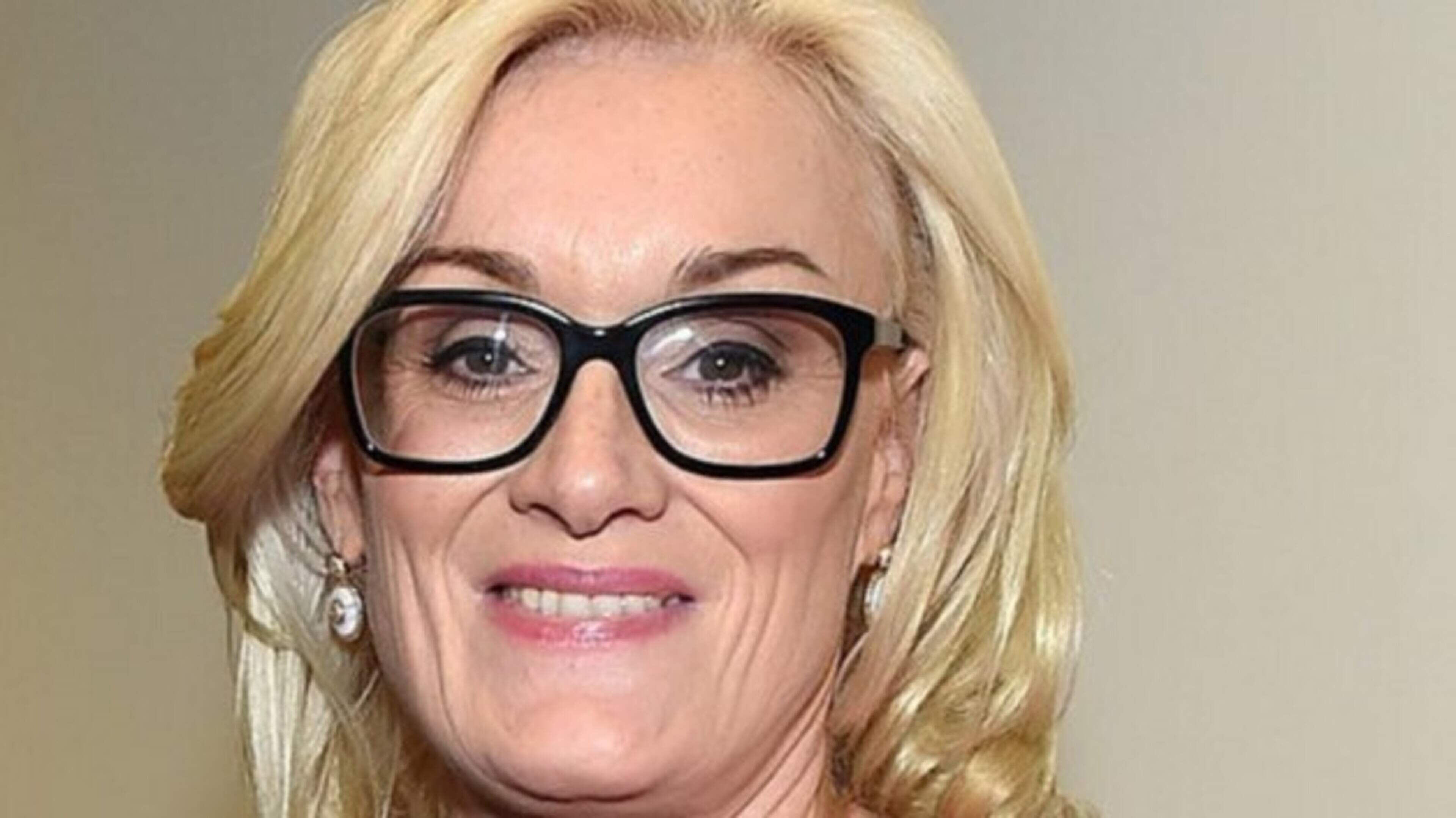 Gardaí investigating after video shows man warning senator he is ‘coming to get her’