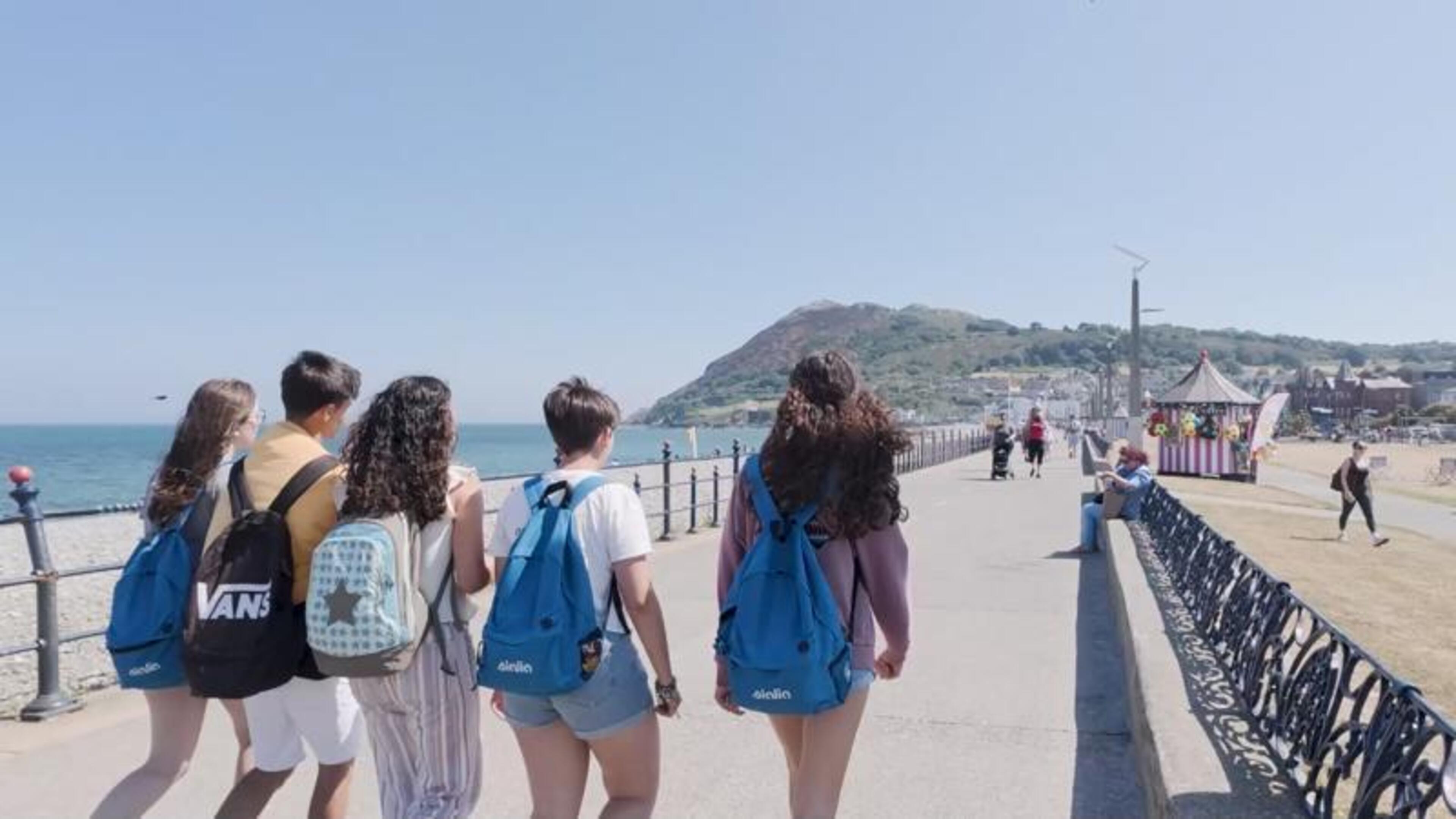 Met Éireann issues Status Yellow High Temperature warning for 12 counties - with mercury set to top 27C