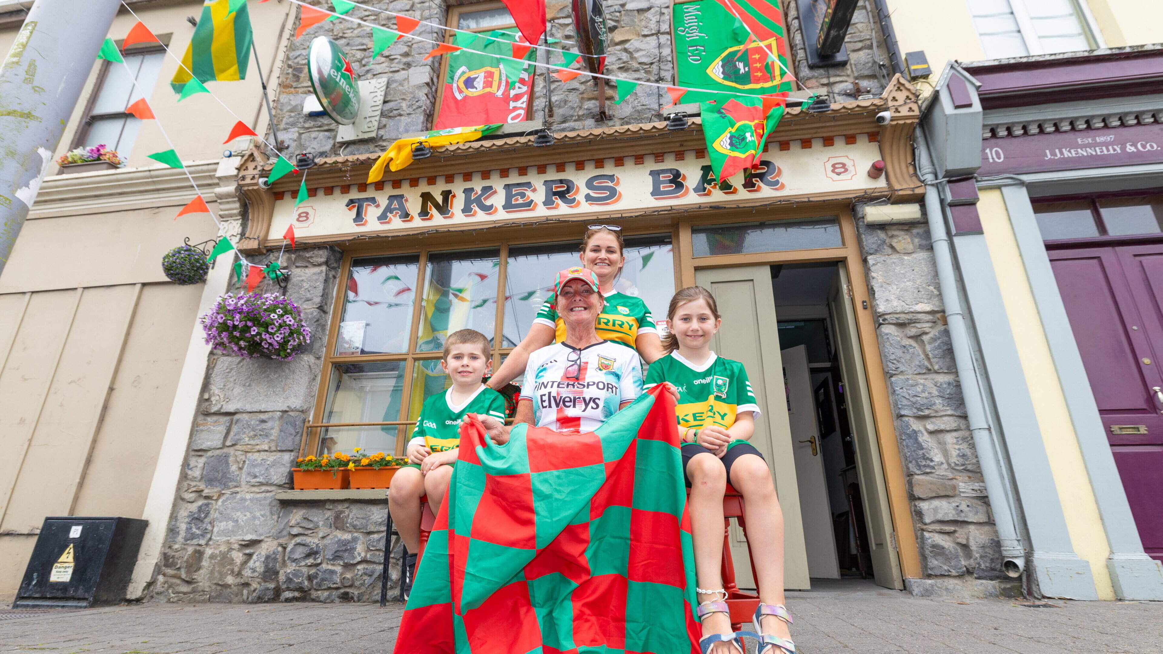 Mayo woman living behind enemy lines in Kerry ahead of All-Ireland Final - ‘I’m getting loads of stick but I’m well able to take it!’