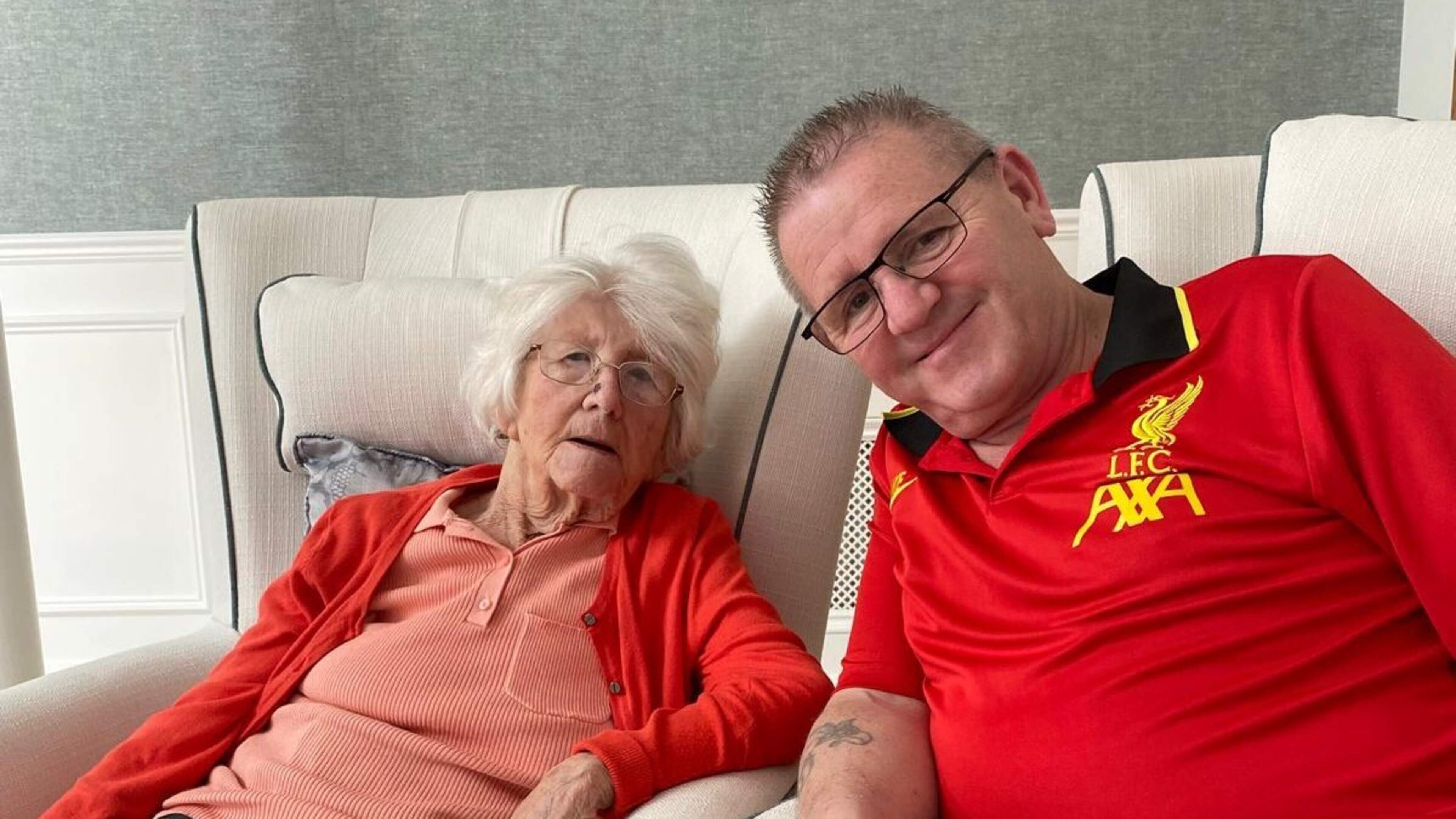 Wicklow man walking 31 miles in mother’s memory after seeing heartbreak of dementia