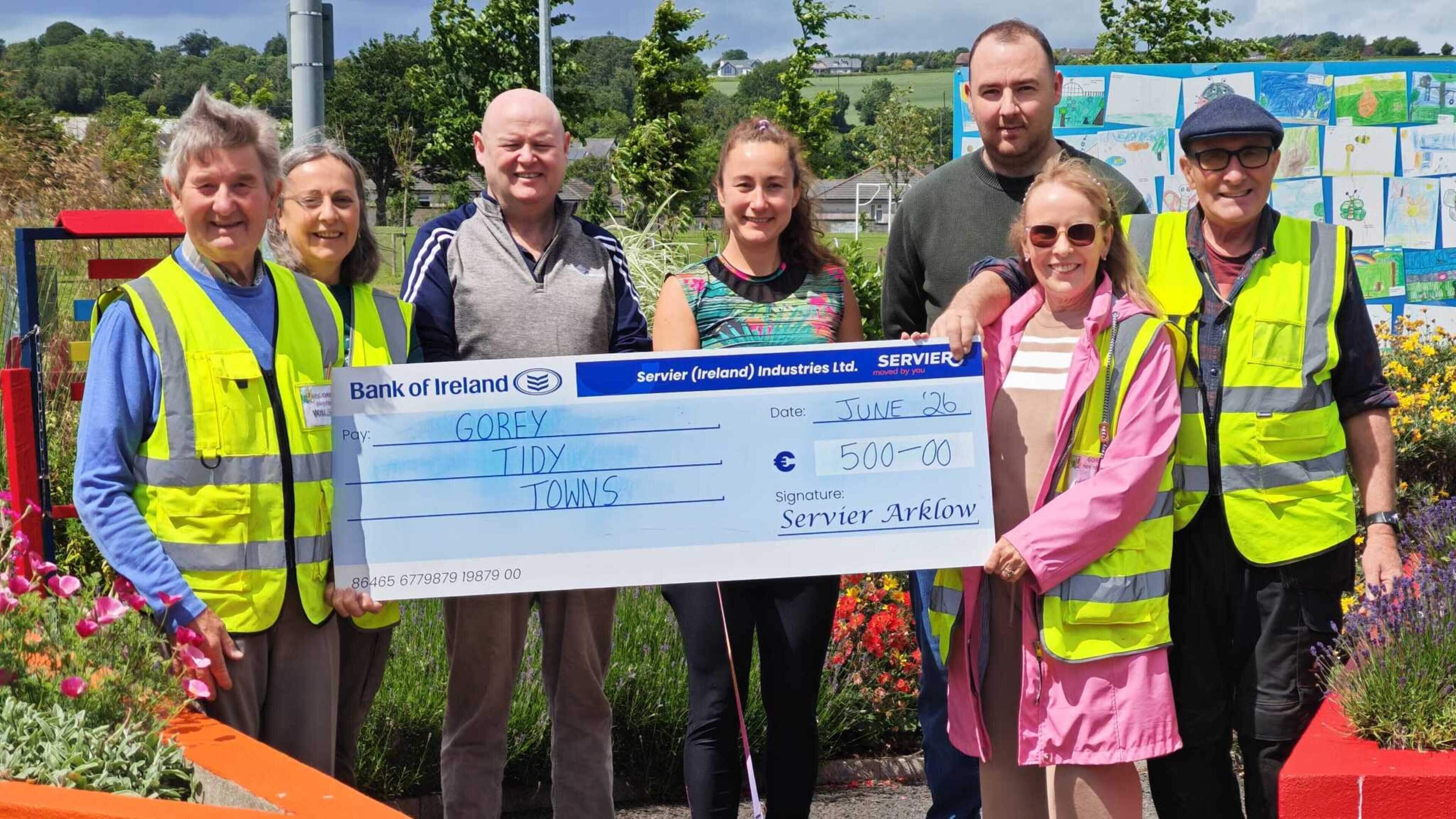 Wicklow business recognises effort of Gorey Tidy Town volunteers with €500 donation