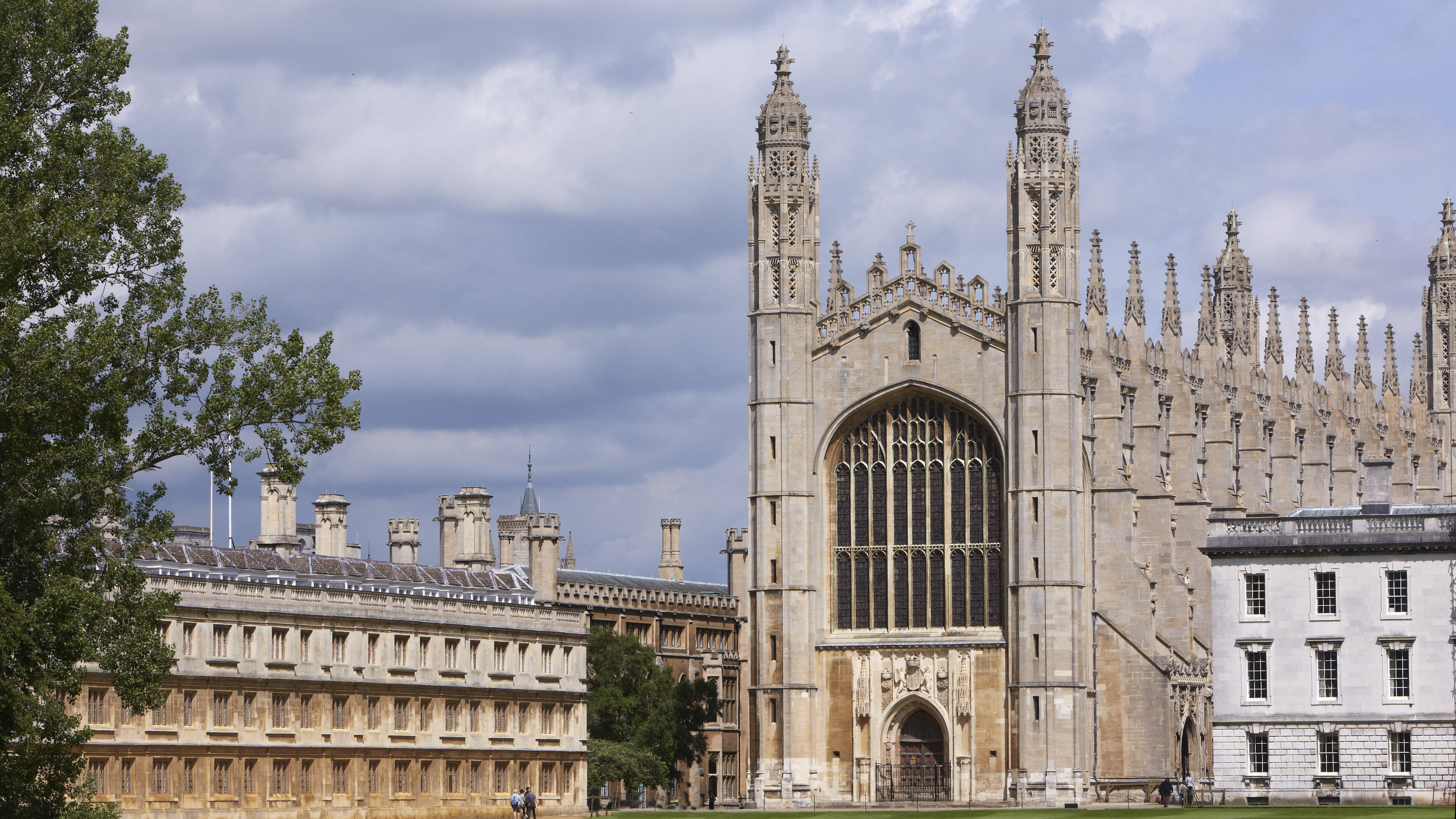 Cambridge professor accused of plagiarism falsely claimed to have published book