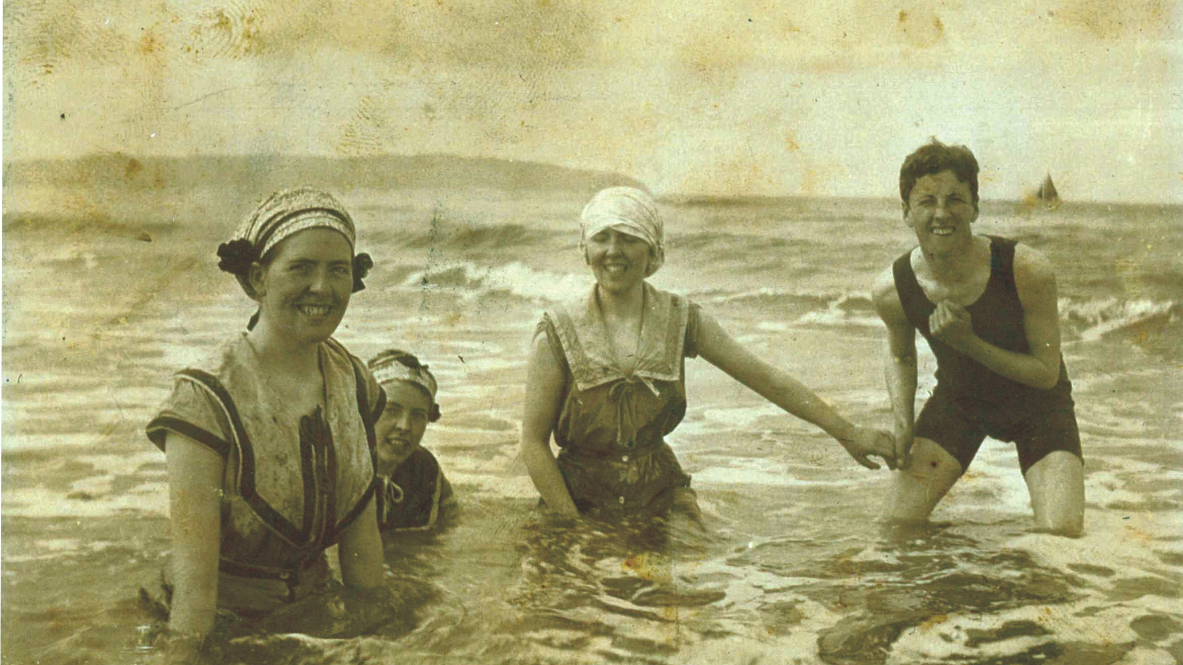 Treasure trove of old photos prompts Julie Parsons to tell her family story – a tale of ‘the other Irish’ 