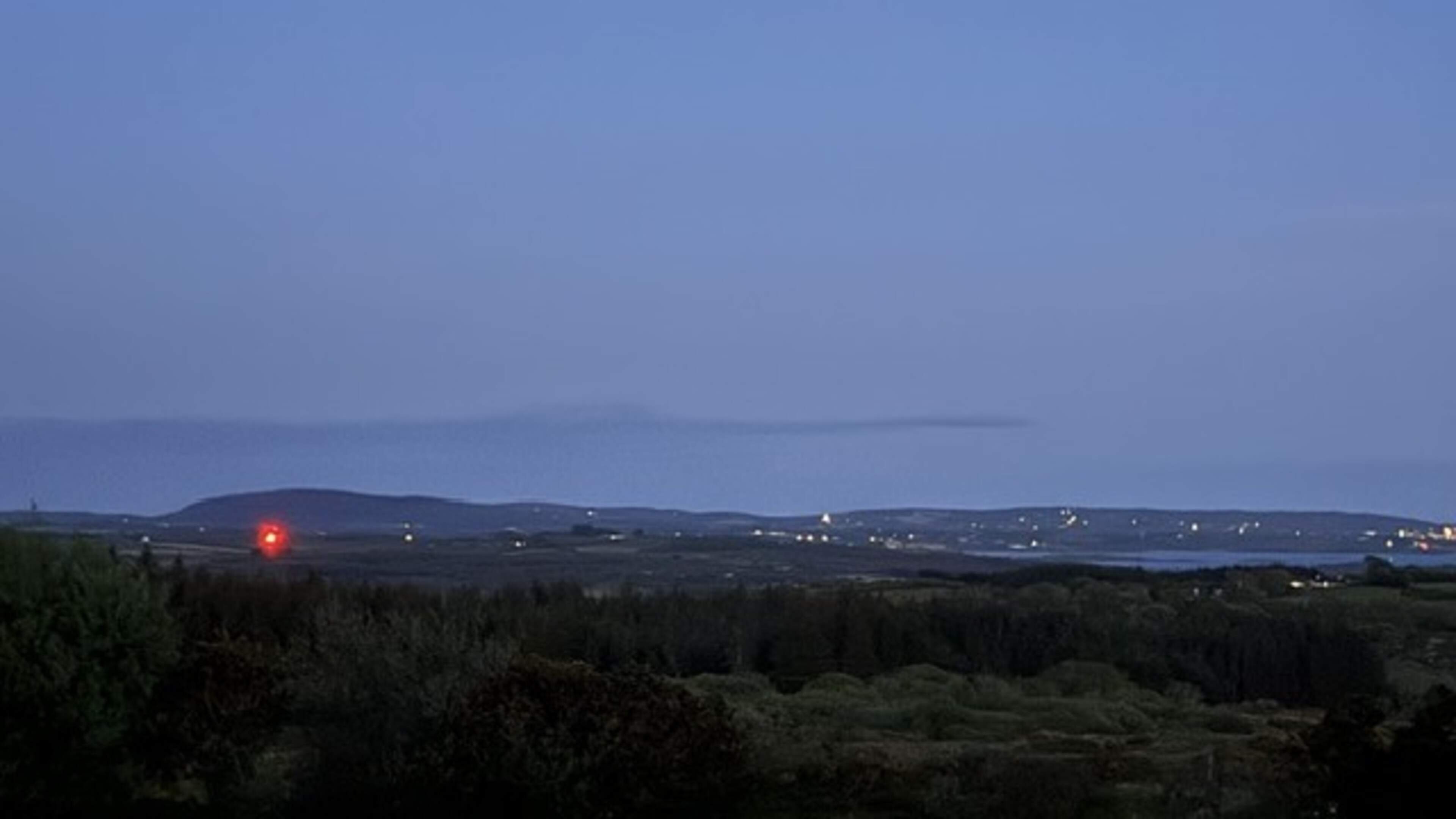 Complaints in Cork over telecom mast light that shines as br