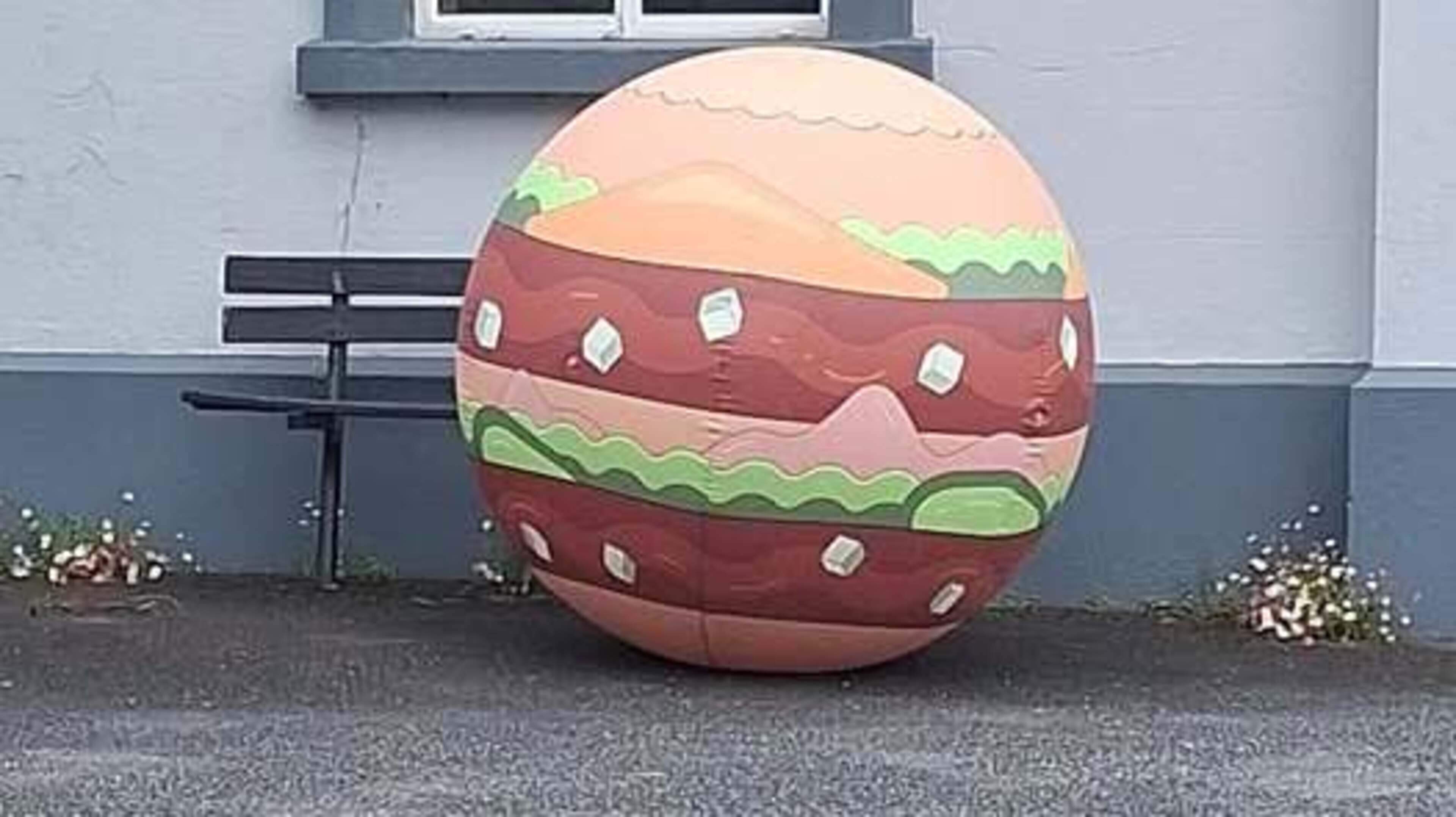 Mystery inflatable burger causes a stir in Louth seaside village