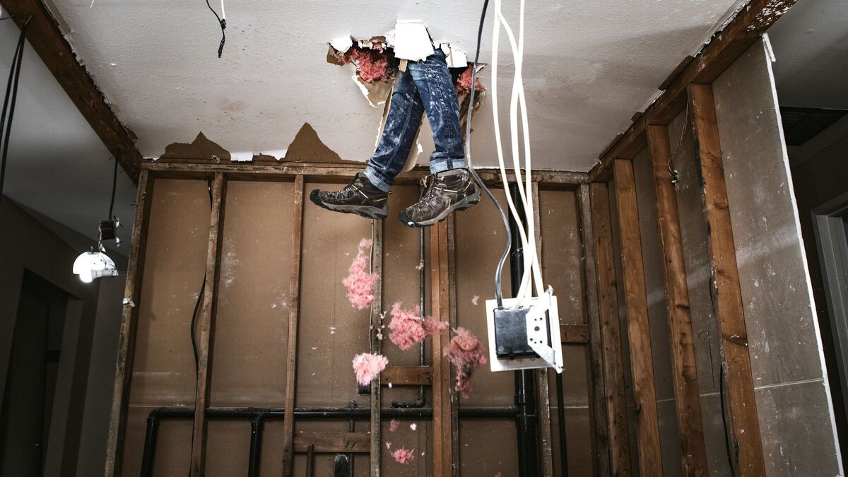 Dodging the cowboys: Five ways to spot and avoid a builder or tradesman ...