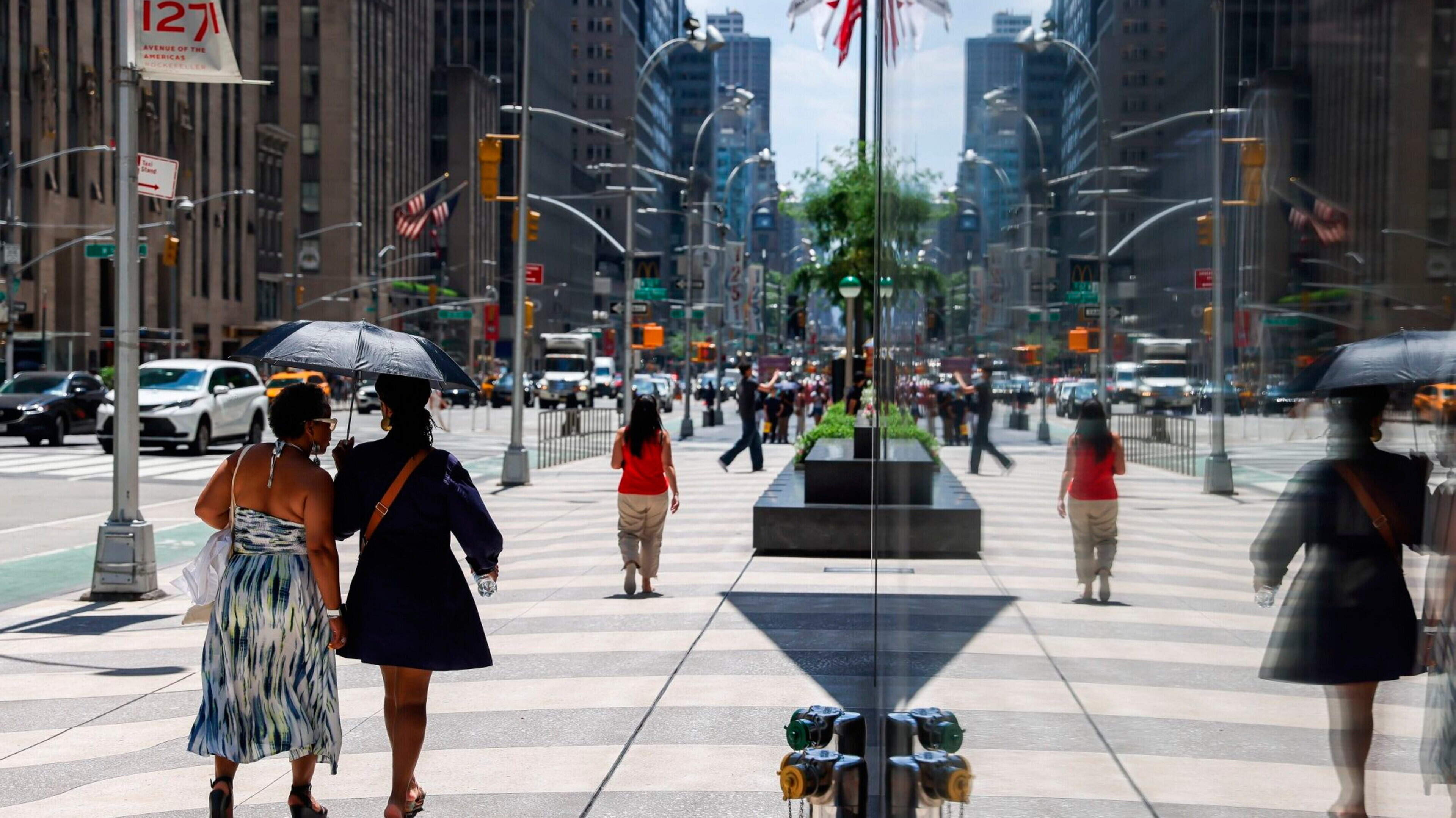 New York thunderstorms raise flood risk as US heat dome breaks