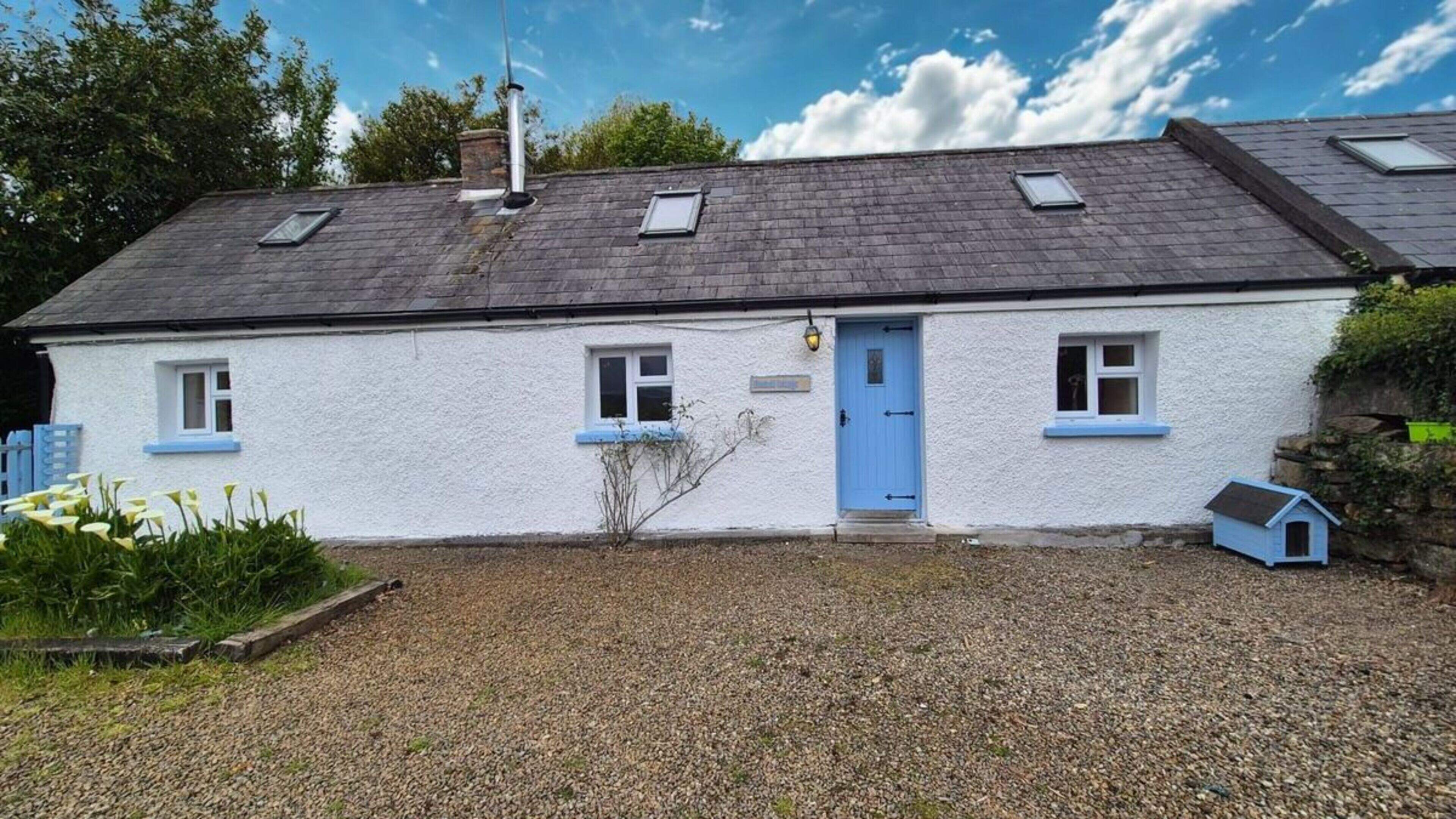 Two-bedroom Wicklow cottage with vaulted ceilings on the market for €180,000 