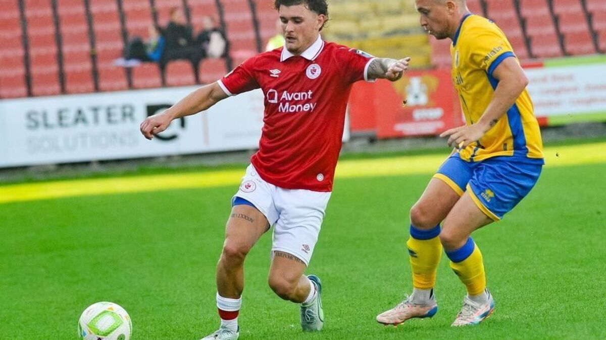 Former Roma and Inter Milan midfielder Kevin Zefi training with Sligo ...