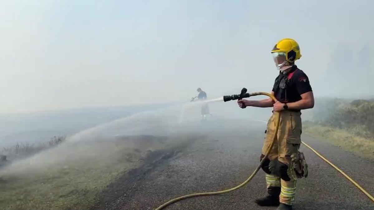 Firefighters battle major gorse fire in Dublin Mountains