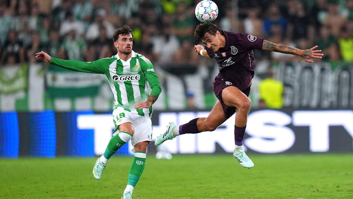 Troy Parrott set for run of Real Betis starts after injury to Cucho Hernandez