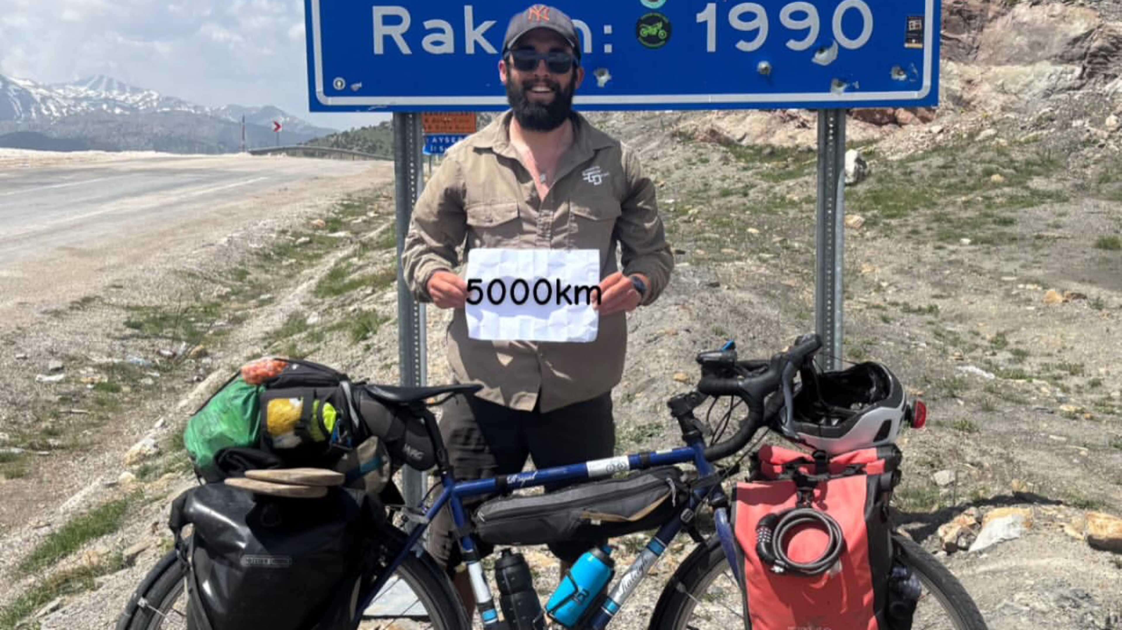 Monsoon forces Irishman to abandon 12,500km Cork-Everest cycle