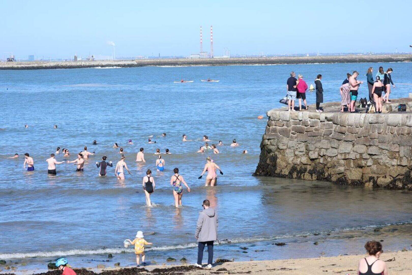 Met Éireann confirm ‘prolonged spell of very warm weather’ this week ...