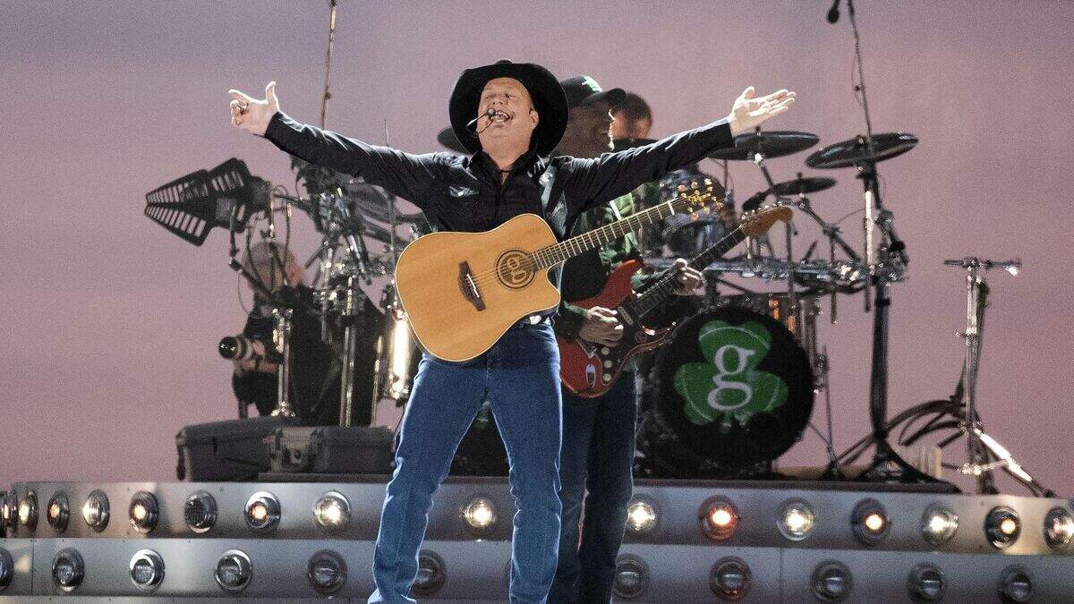 Garth Brooks stunned by Lisa McHugh’s ‘beautiful’ cover of The River ...