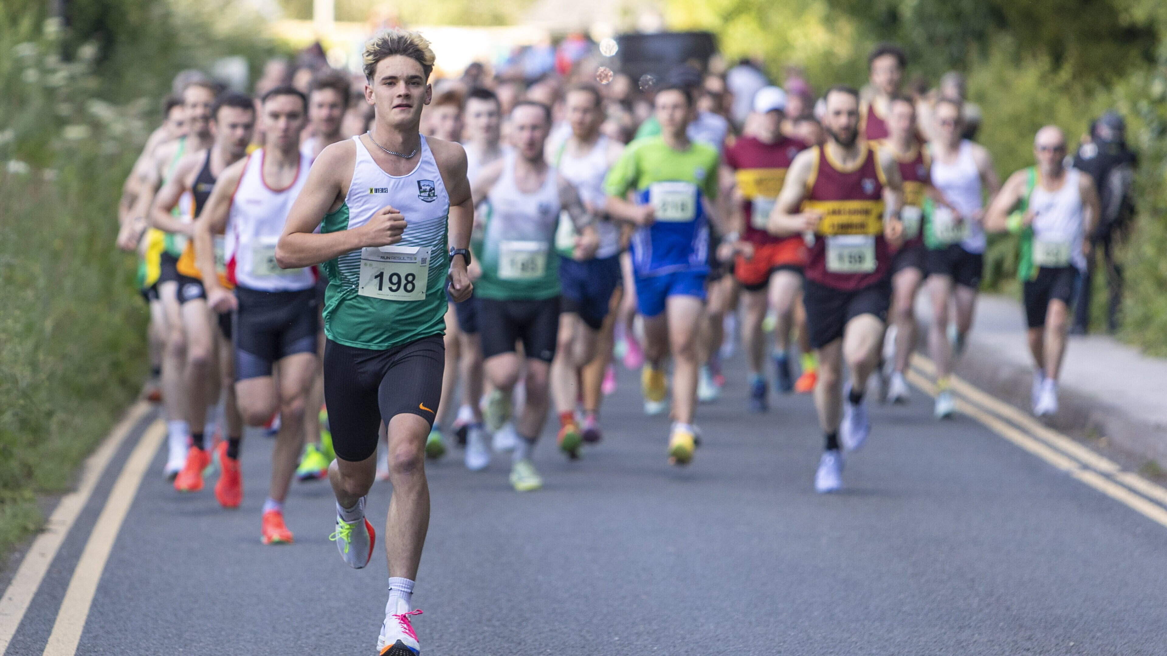 See pictures as Wicklow road race championships welcome over 200 runners