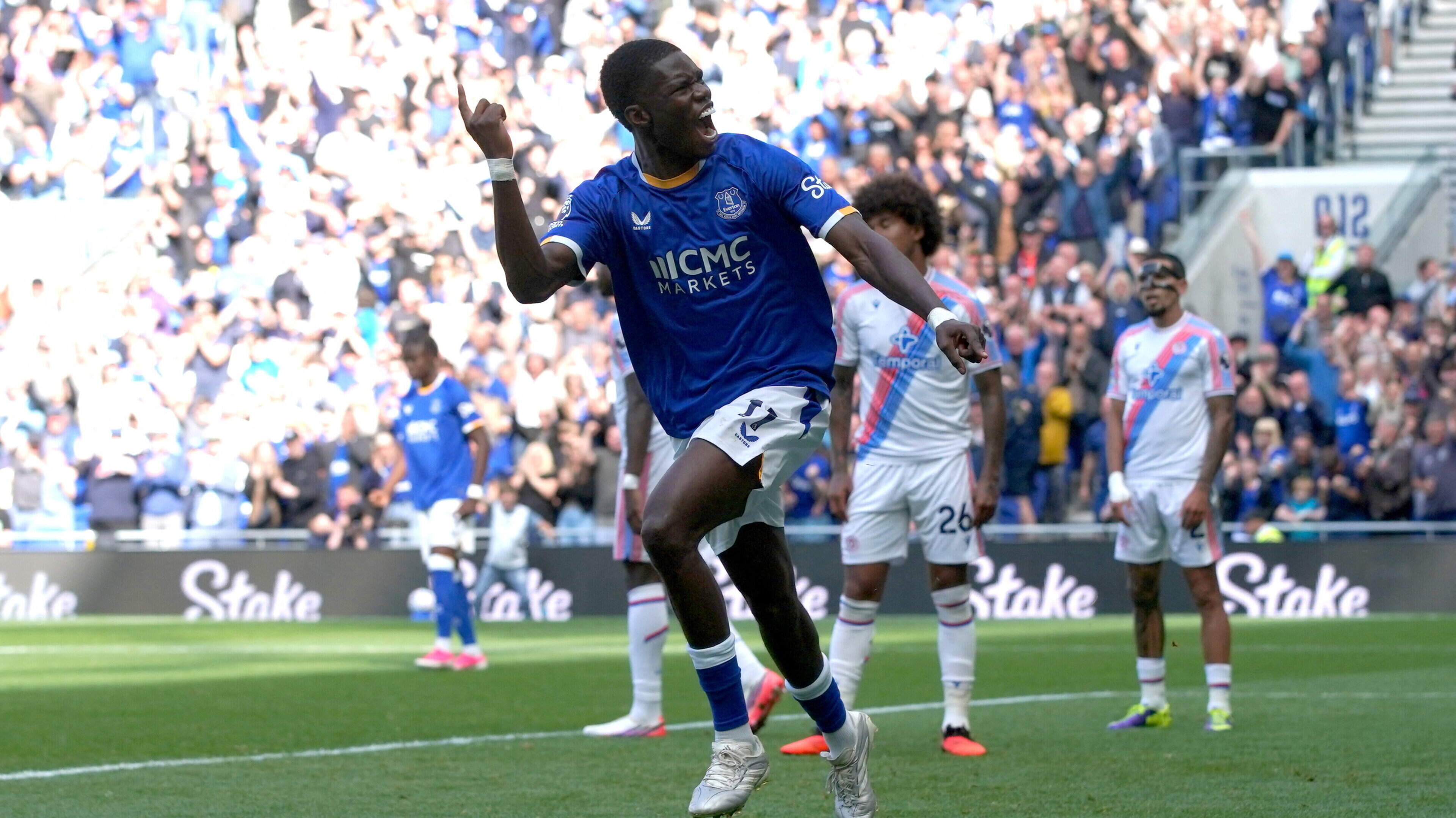 Everton get their Premier League season off to a flier as Crystal Palace are beaten on Merseyside