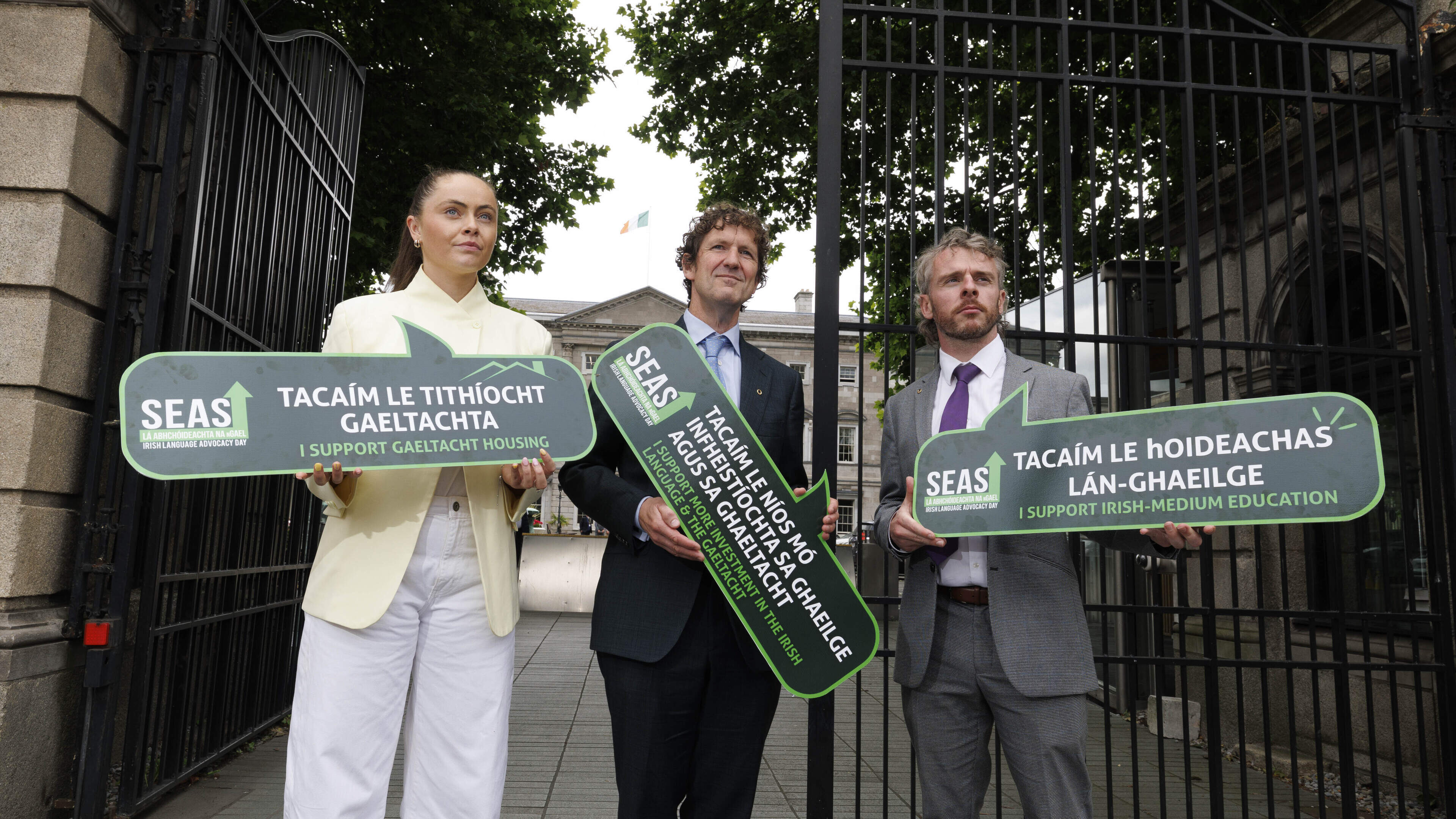 Cáineadh déanta ar dhréacht-threoirlínte pleanála an Rialtais do cheantair tuaithe agus na Gaeltachta