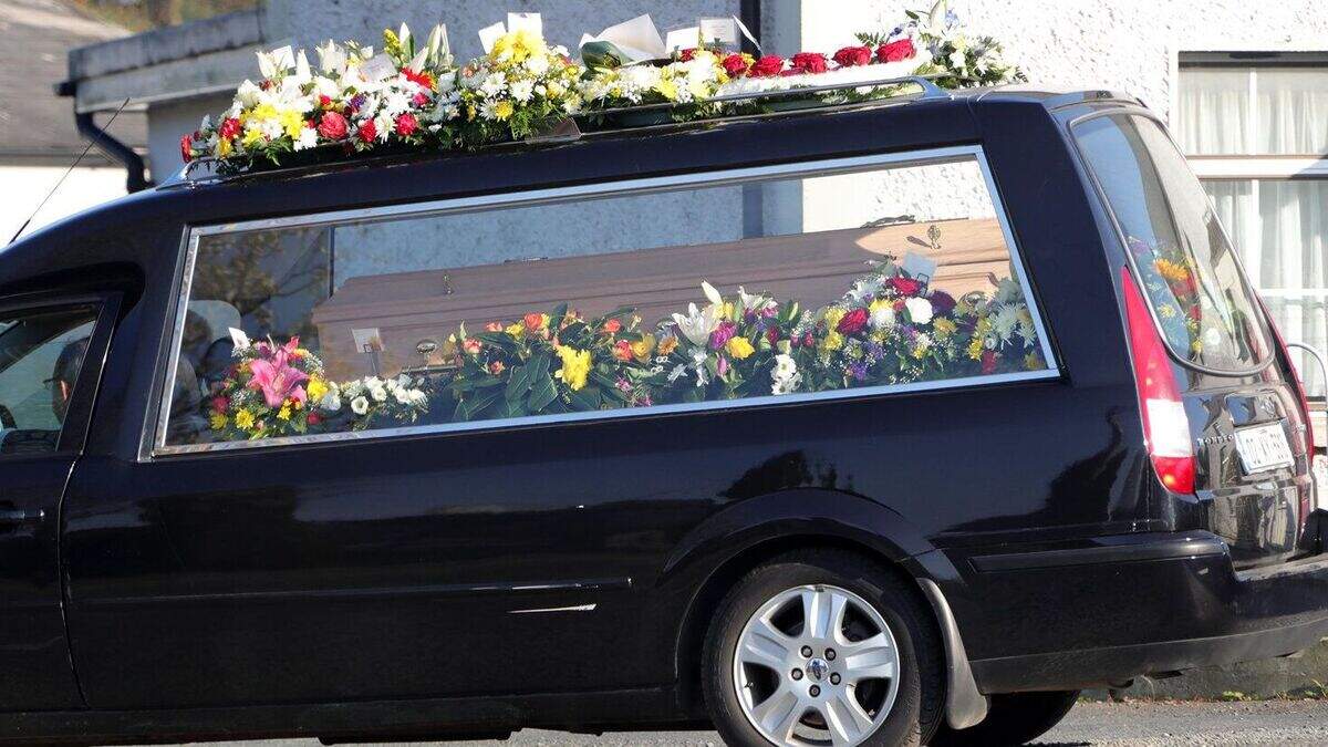 'All we can do now is remember him with love' - hundreds pay respects ...