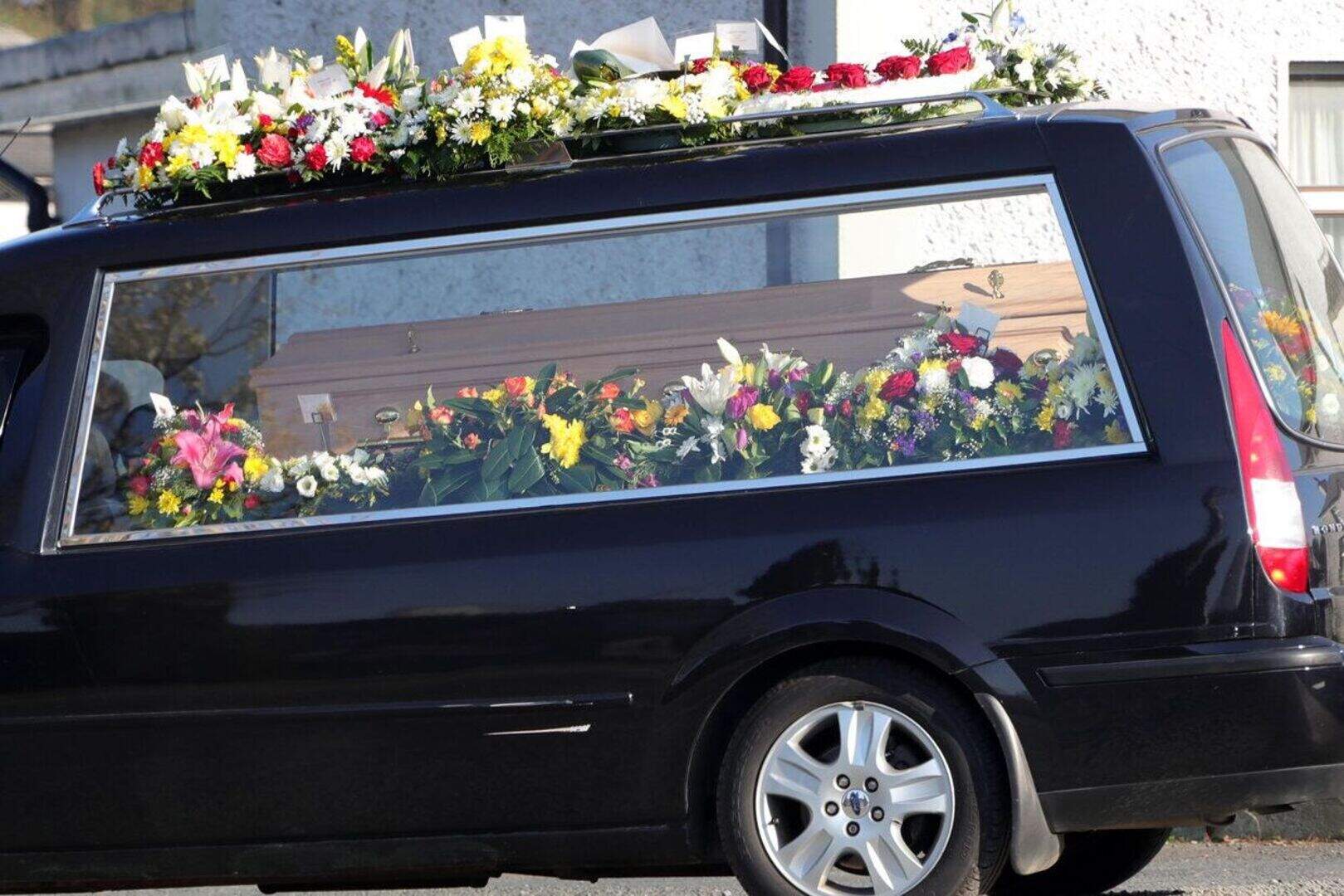 'All we can do now is remember him with love' - hundreds pay respects ...