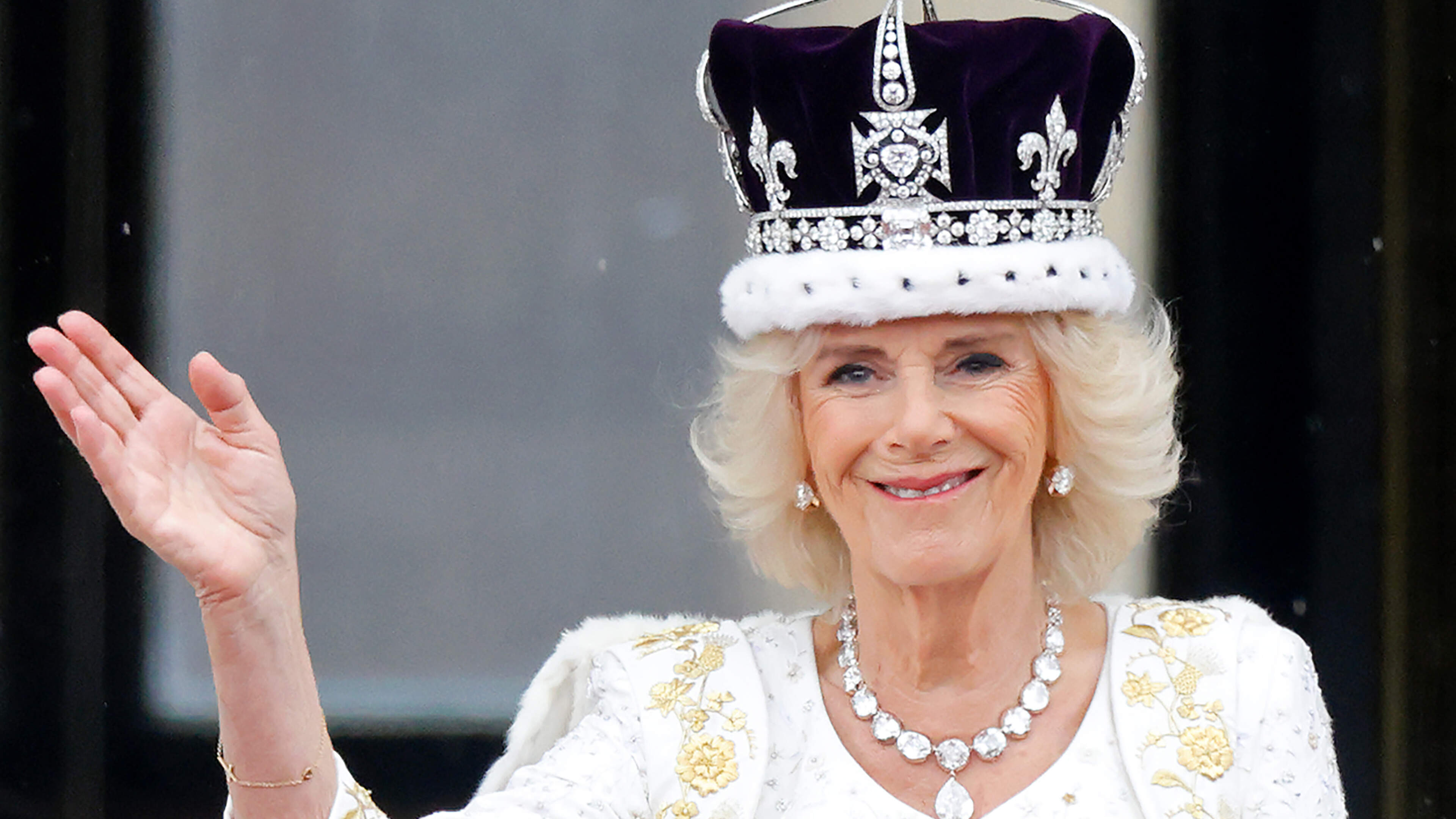 Queen for a day, or schmuck for a lifetime? Kate Williams’ ‘history of women and power’ is only half the story
