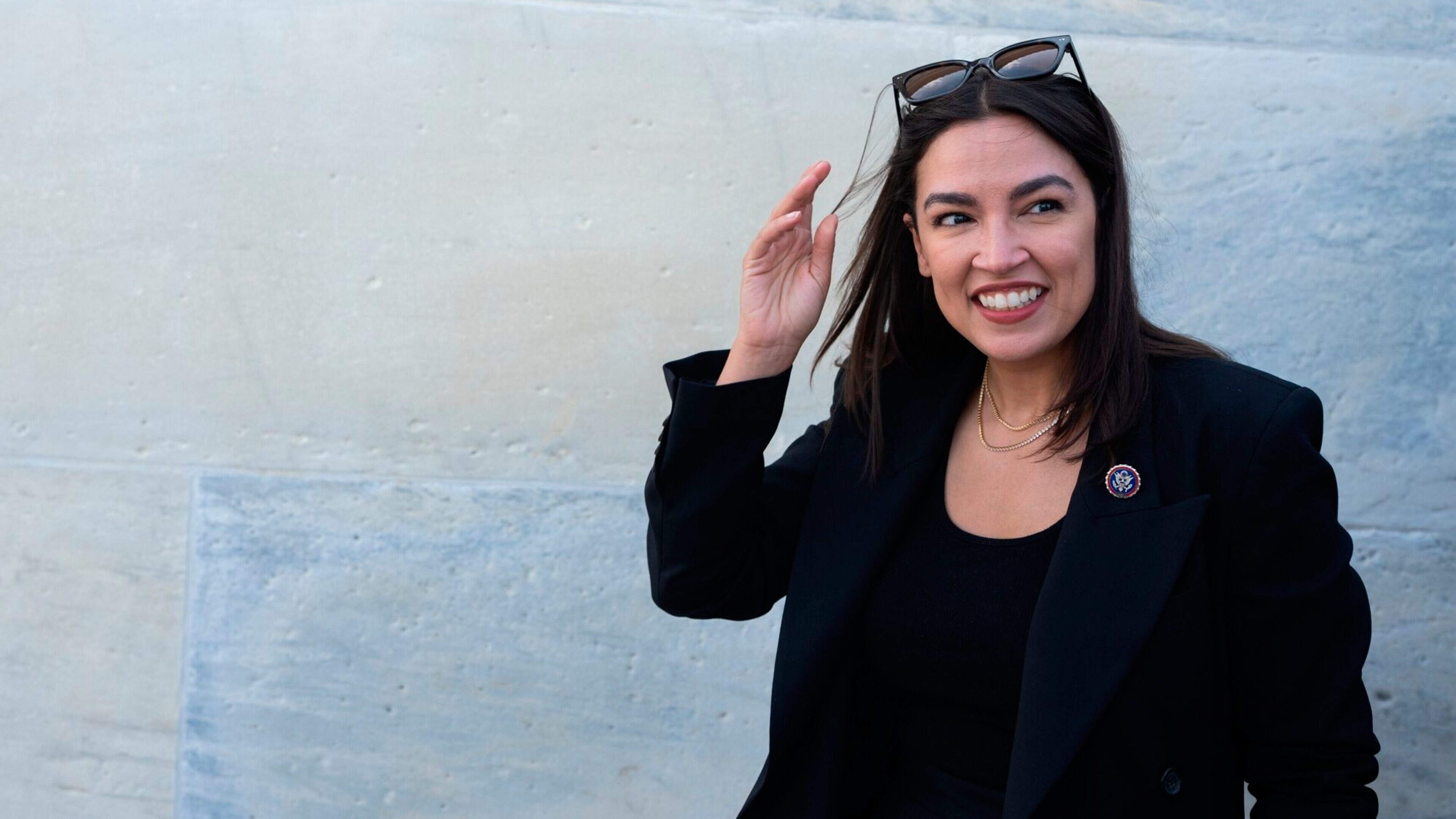 Alexandria Ocasio-Cortez announces she is freezing her eggs