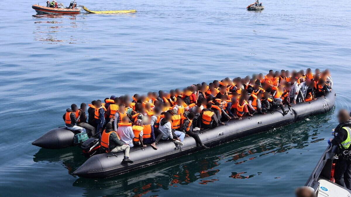 Teenager steered dinghy with 165 migrants on 24-hour trip across the Channel
