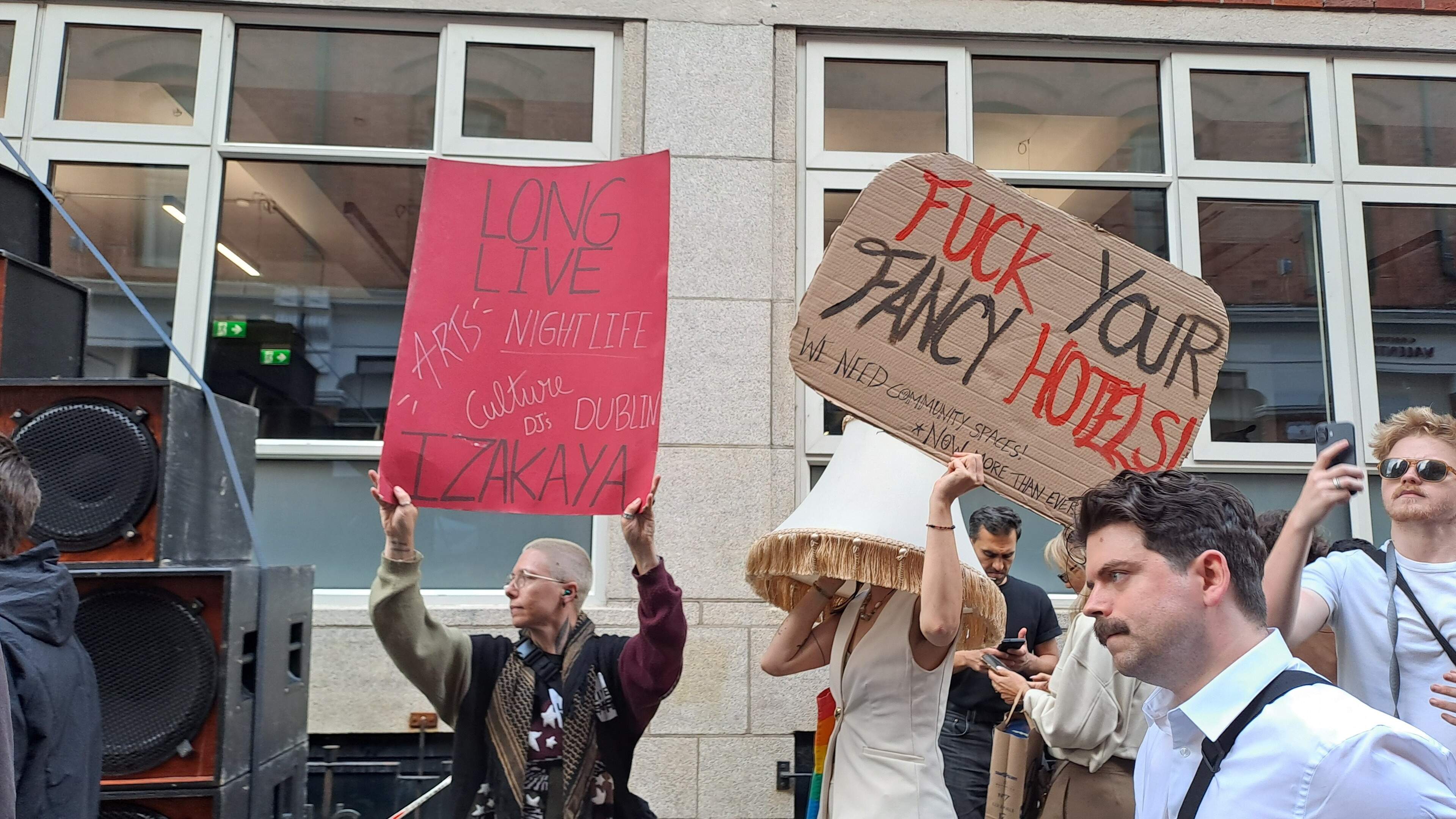 “We’re being pushed out” – Protest against “loss” of Yamamori Izakaya brings underground scene to Dublin streets