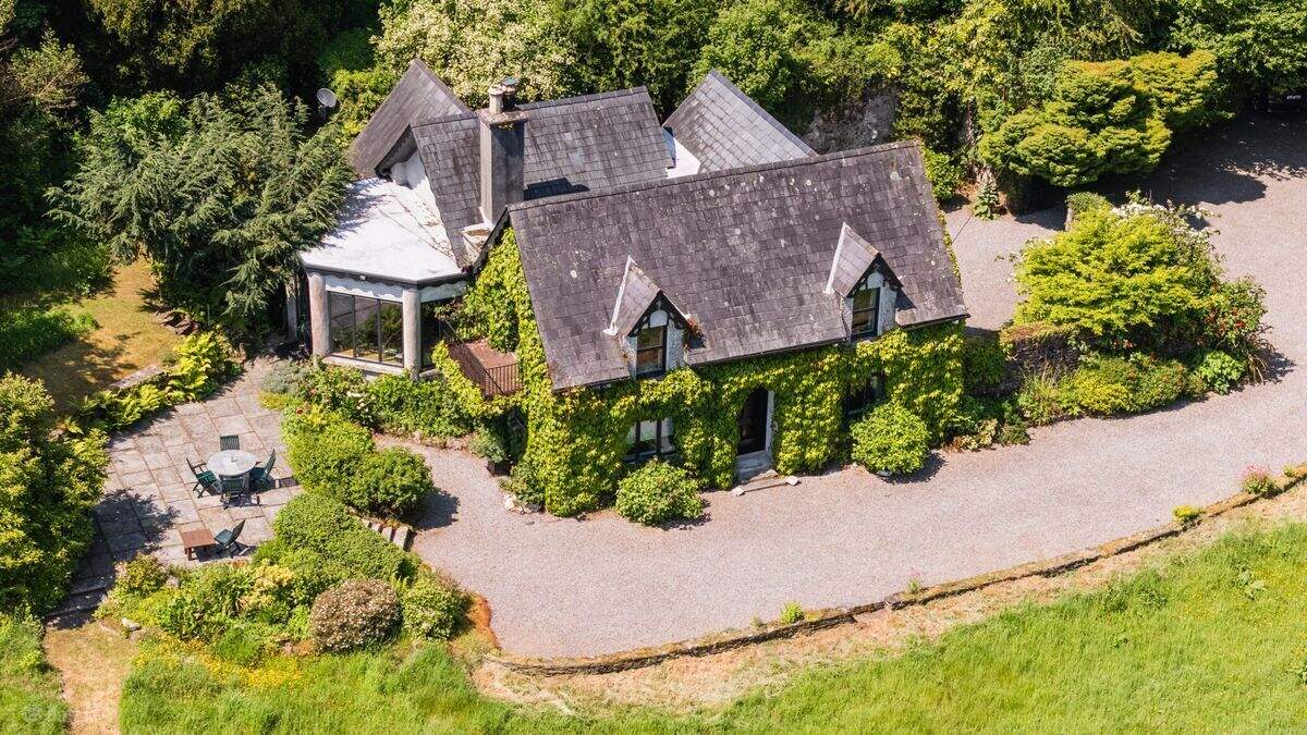 Step inside ‘Hansel and Gretel style cottage' in Kilkenny dating back to the 1790s